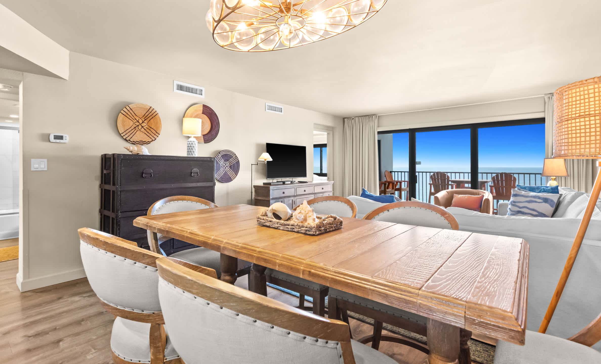 Emerald Towers 1102 15