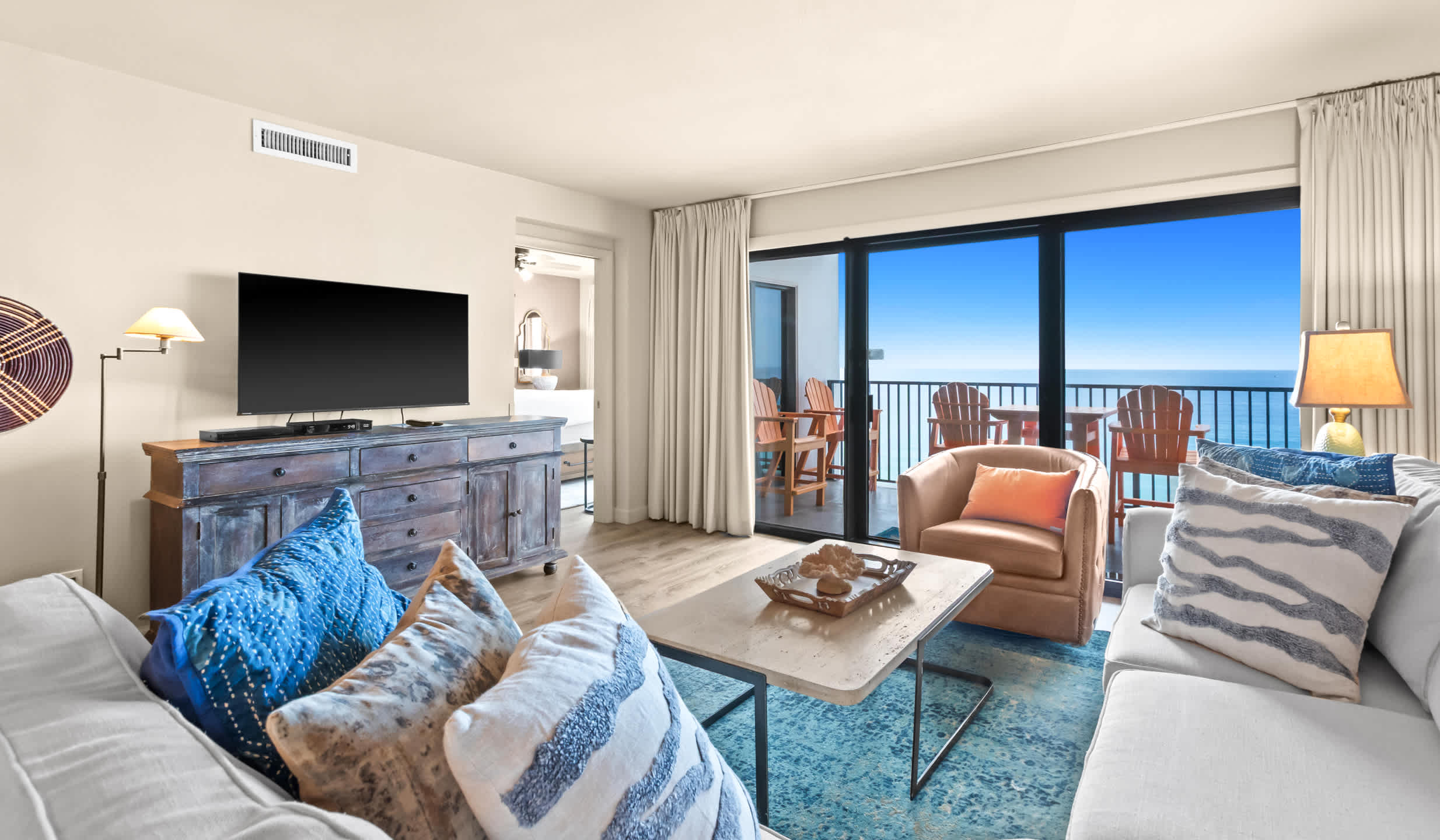 Emerald Towers 1102 17