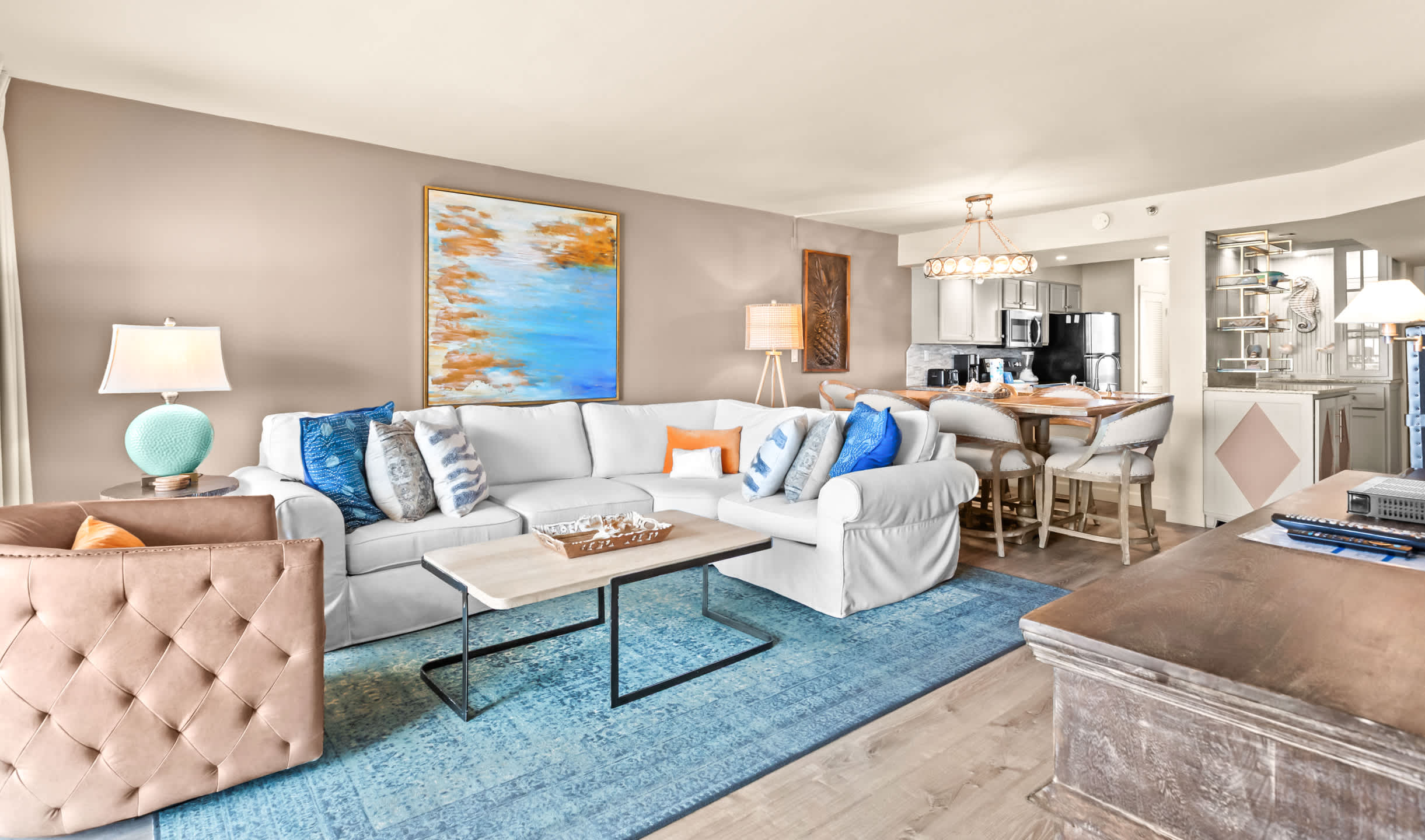 Emerald Towers 1102 19