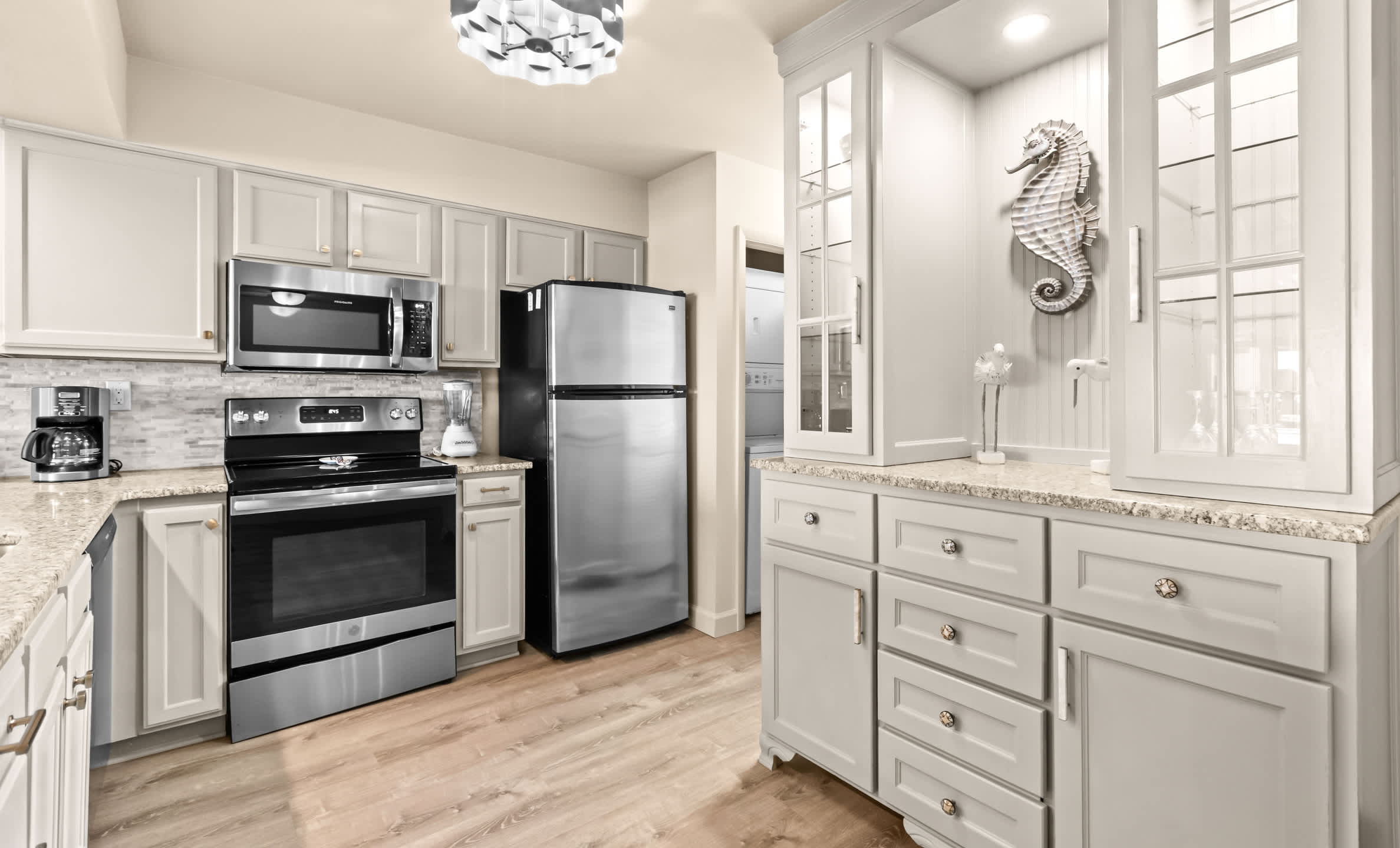 Emerald Towers 1102 33