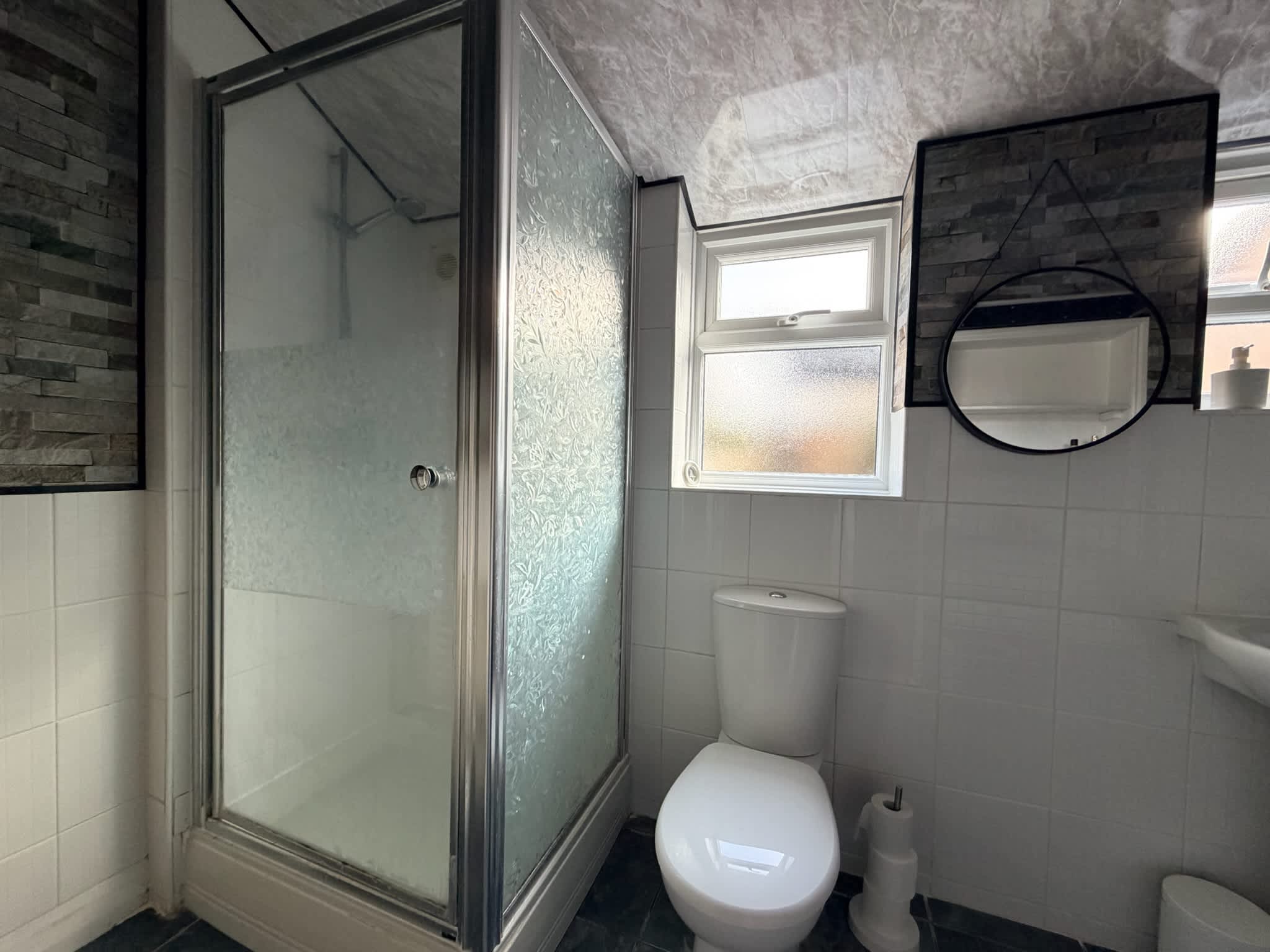 Lazurite; 3BR, Garden, Log Burner, Riverside view in Riverside 36 CB5 8HL - Property image 26 - VivreStays