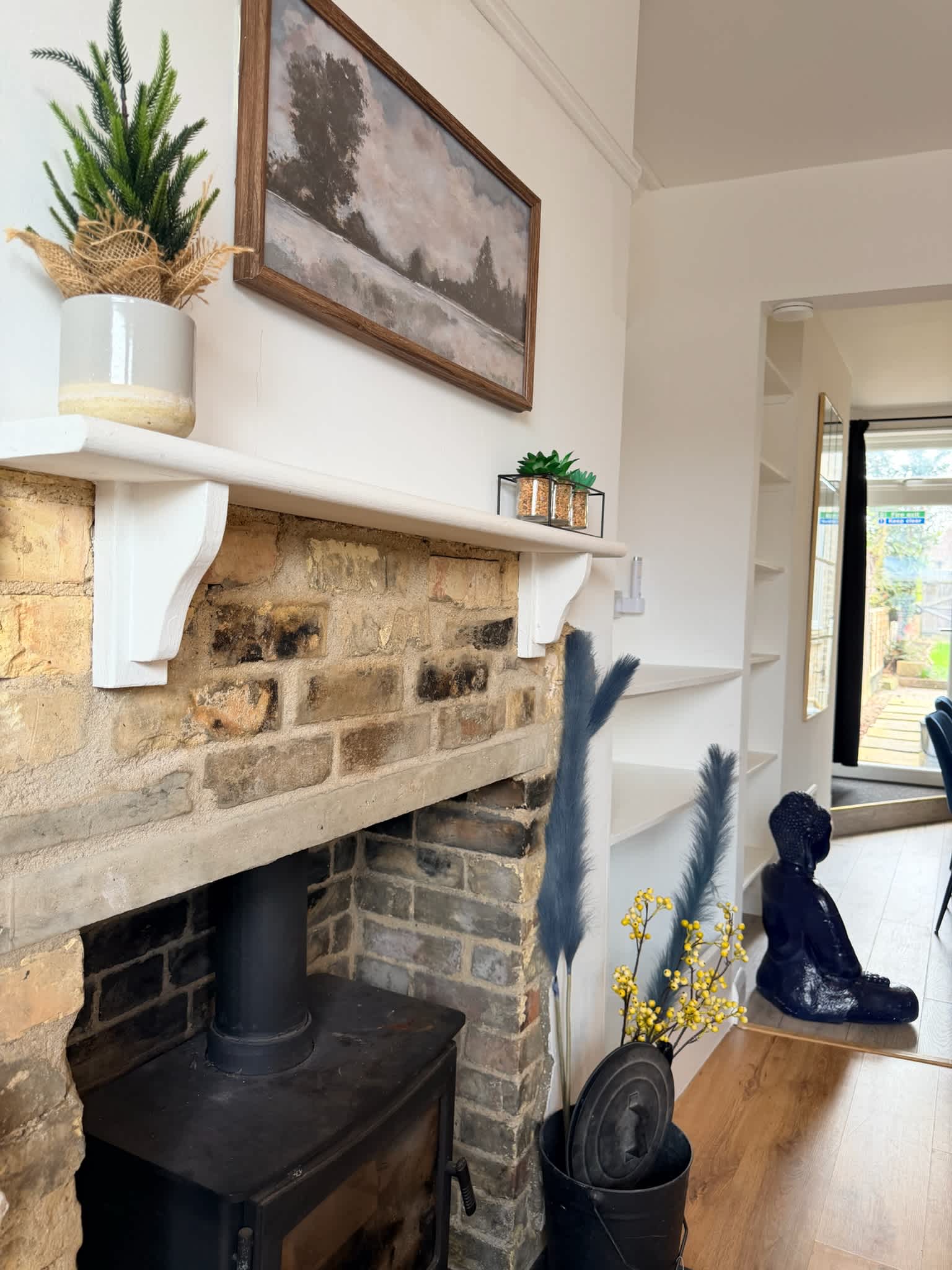 Lazurite; 3BR, Garden, Log Burner, Riverside view in Riverside 36 CB5 8HL - Property image 37 - VivreStays