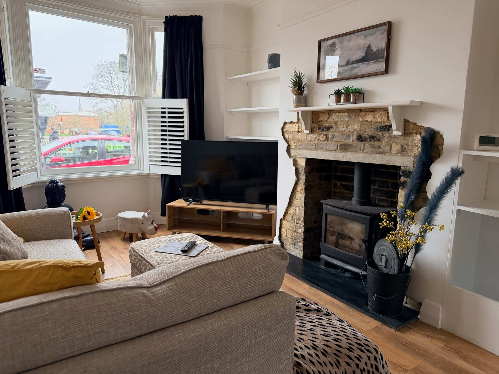 Lazurite; 3BR, Garden, Log Burner, Riverside view in Riverside 36 CB5 8HL - Property image 38 - VivreStays