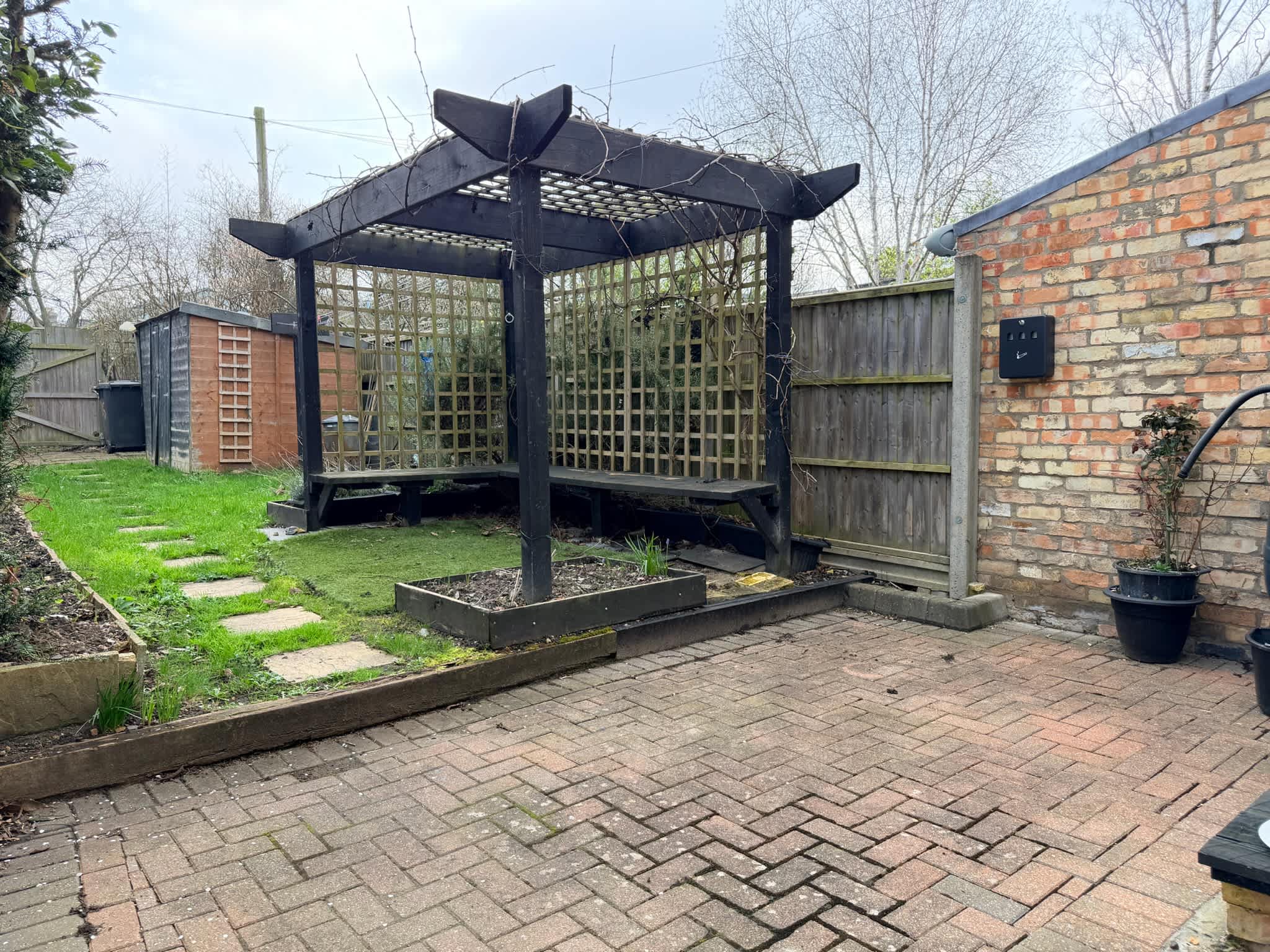 Lazurite; 3BR, Garden, Log Burner, Riverside view in Riverside 36 CB5 8HL - Property image 41 - VivreStays