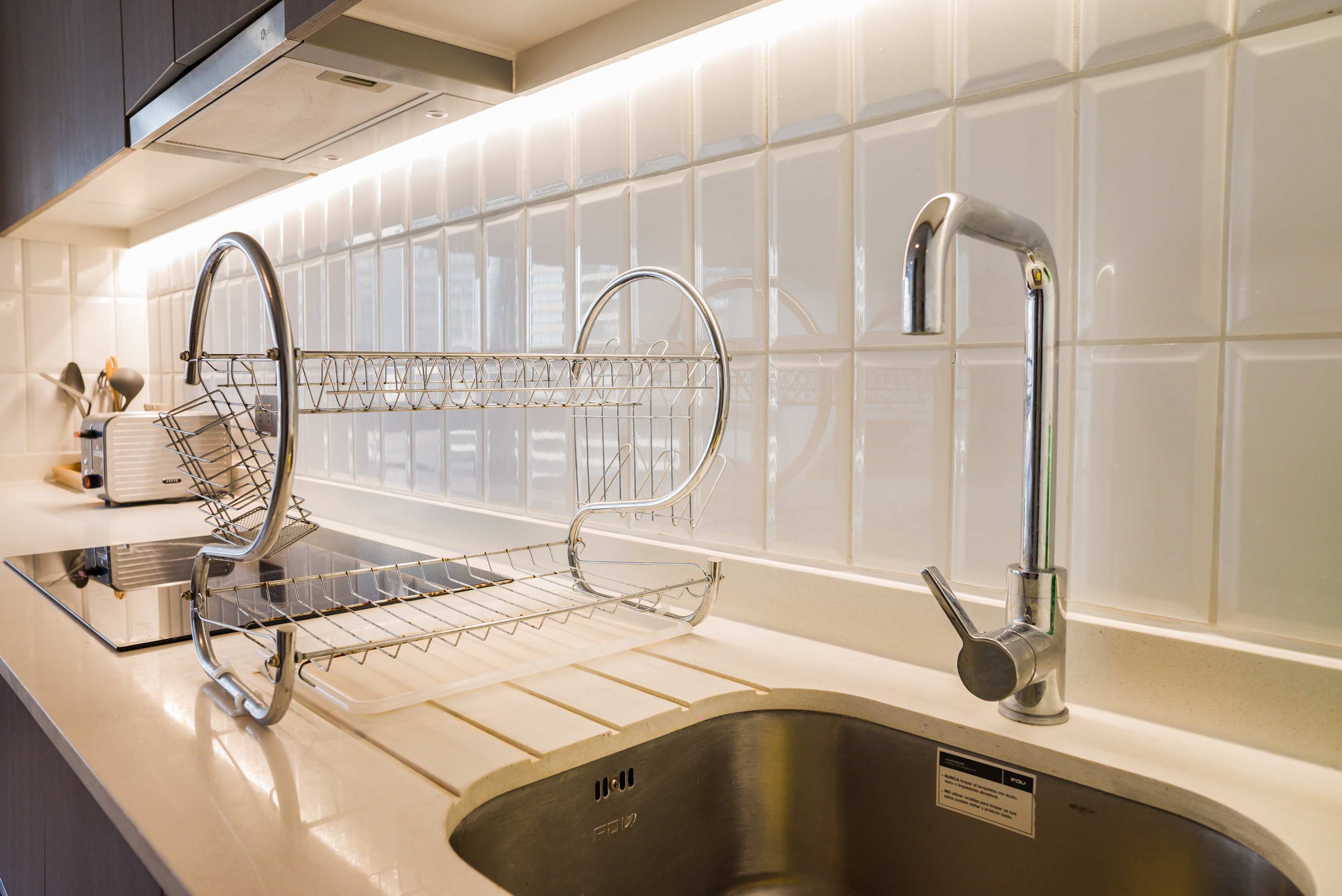 Modern Studio in Nunoa | Stylish Urban Retreat