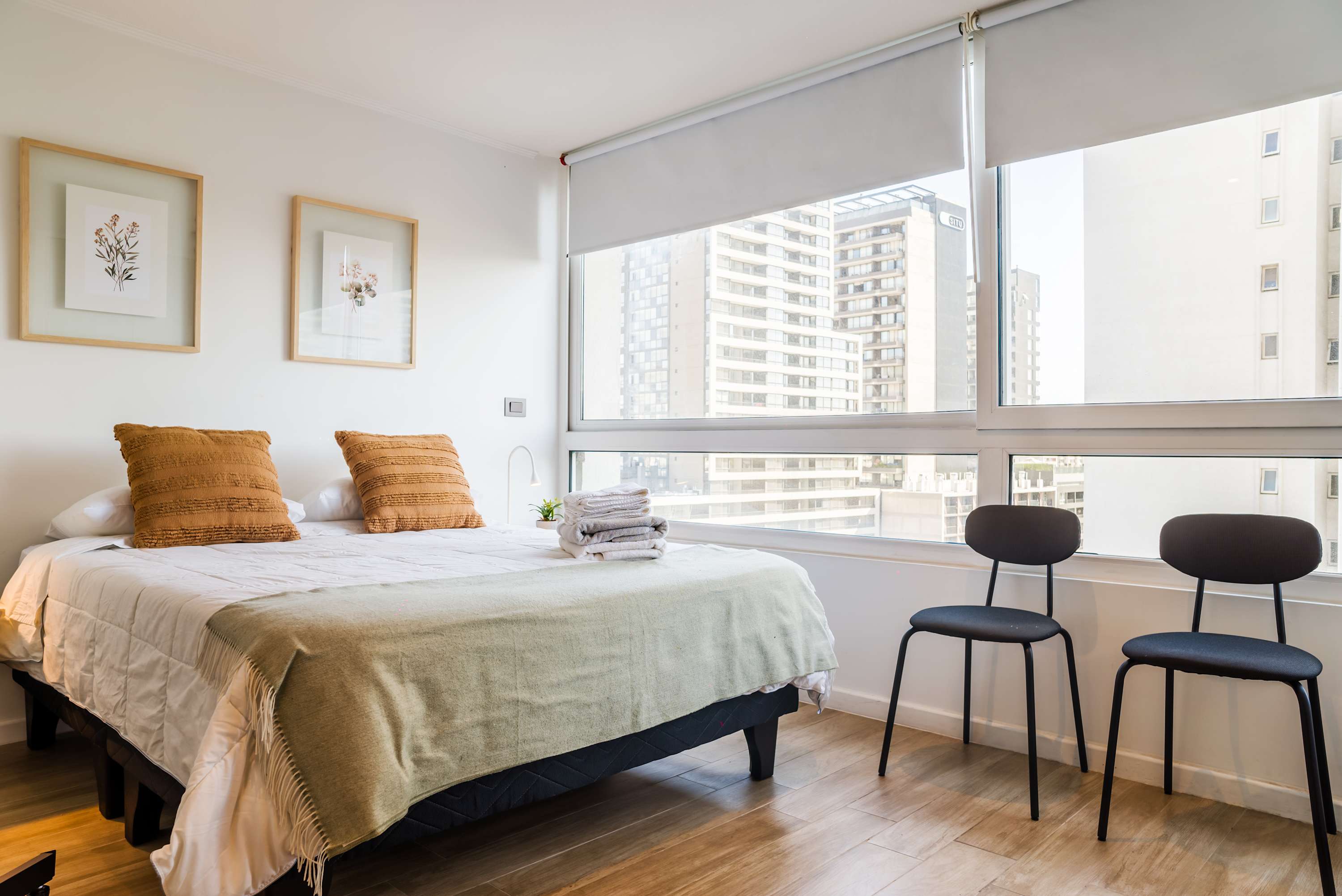 Modern Studio in Nunoa | Stylish Urban Retreat