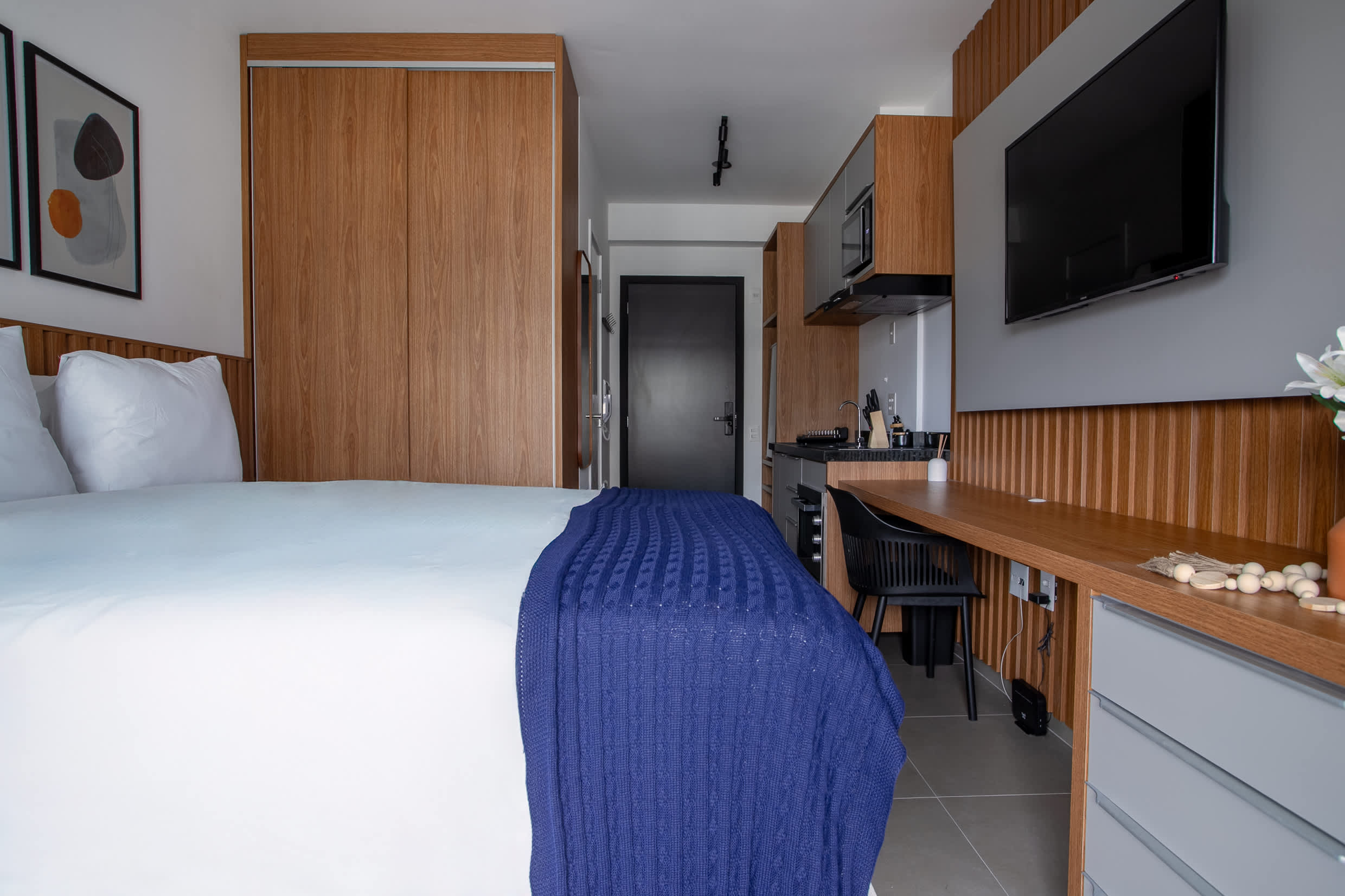 Furnished Studio in São Paulo with City Views