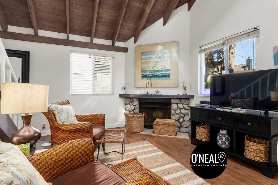 Coastal Casa – Harbor Vibes + Close to the Beach! — Santa Cruz, CA — vacation rental