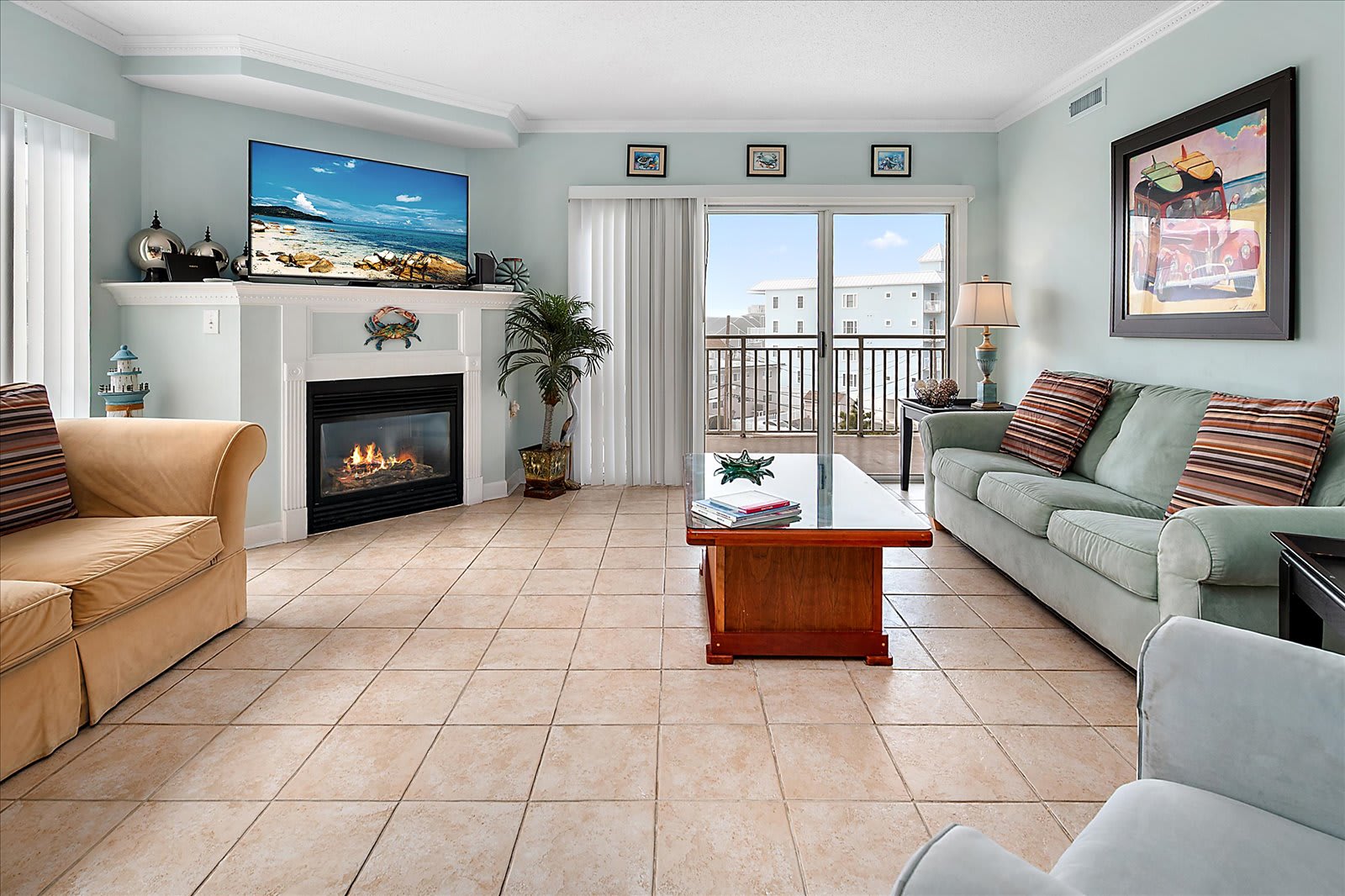 Three Bedroom Condo w Pool in Downtown Ocean City | Photo 2