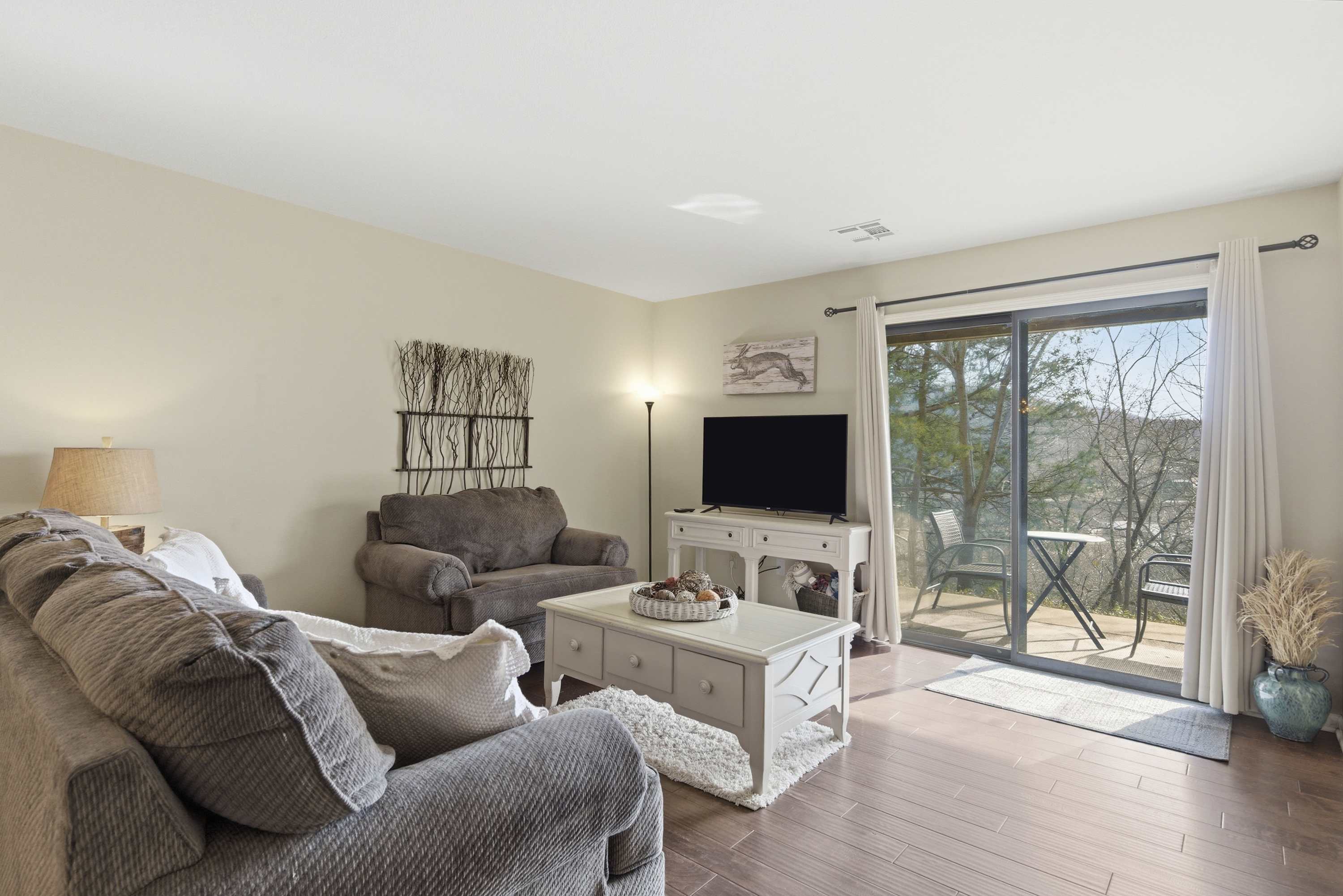 Overlook Paradise – Scenic Stay