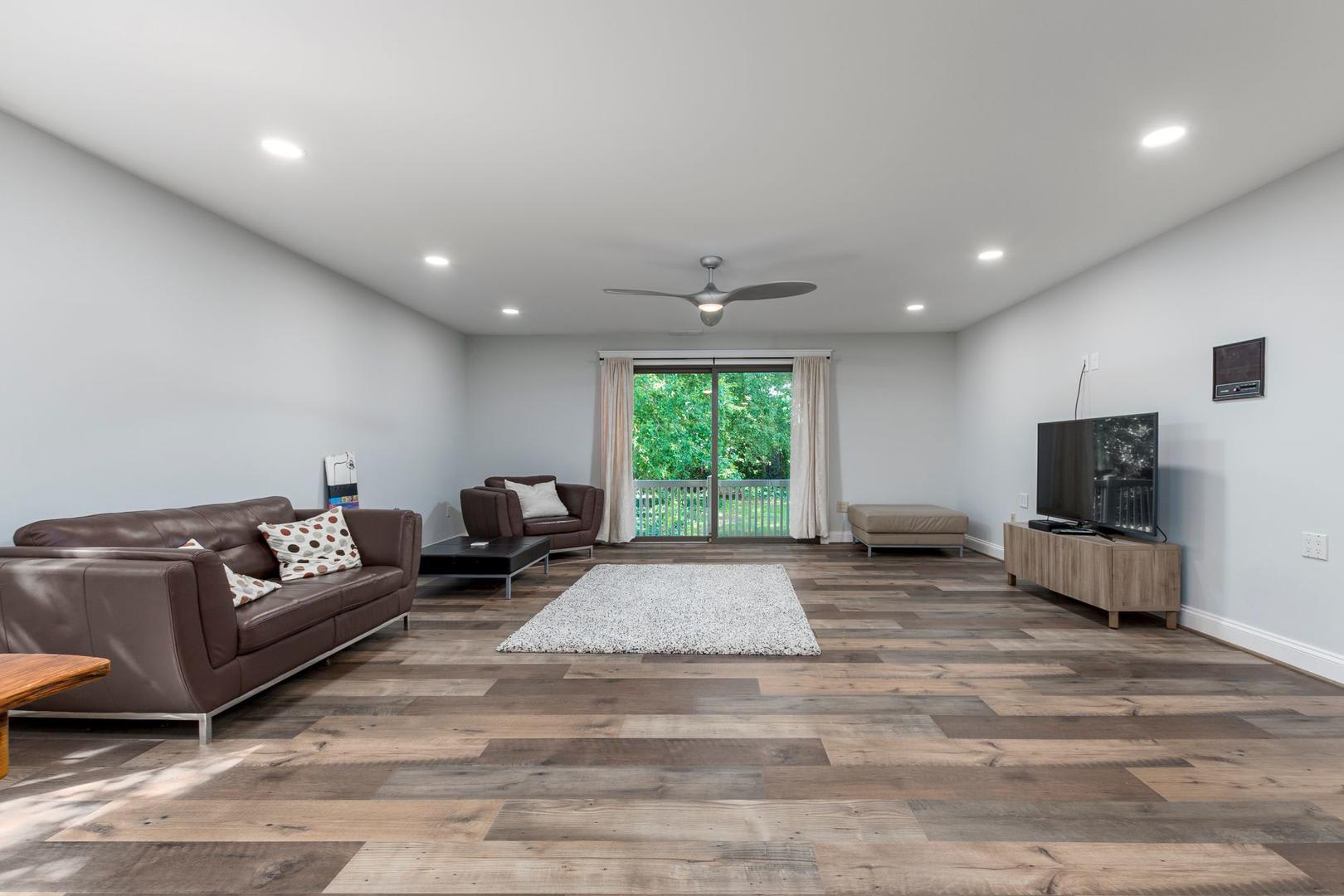 Ohana at 400 142nd street | Shared Private Pool | Quiet Neighborhood