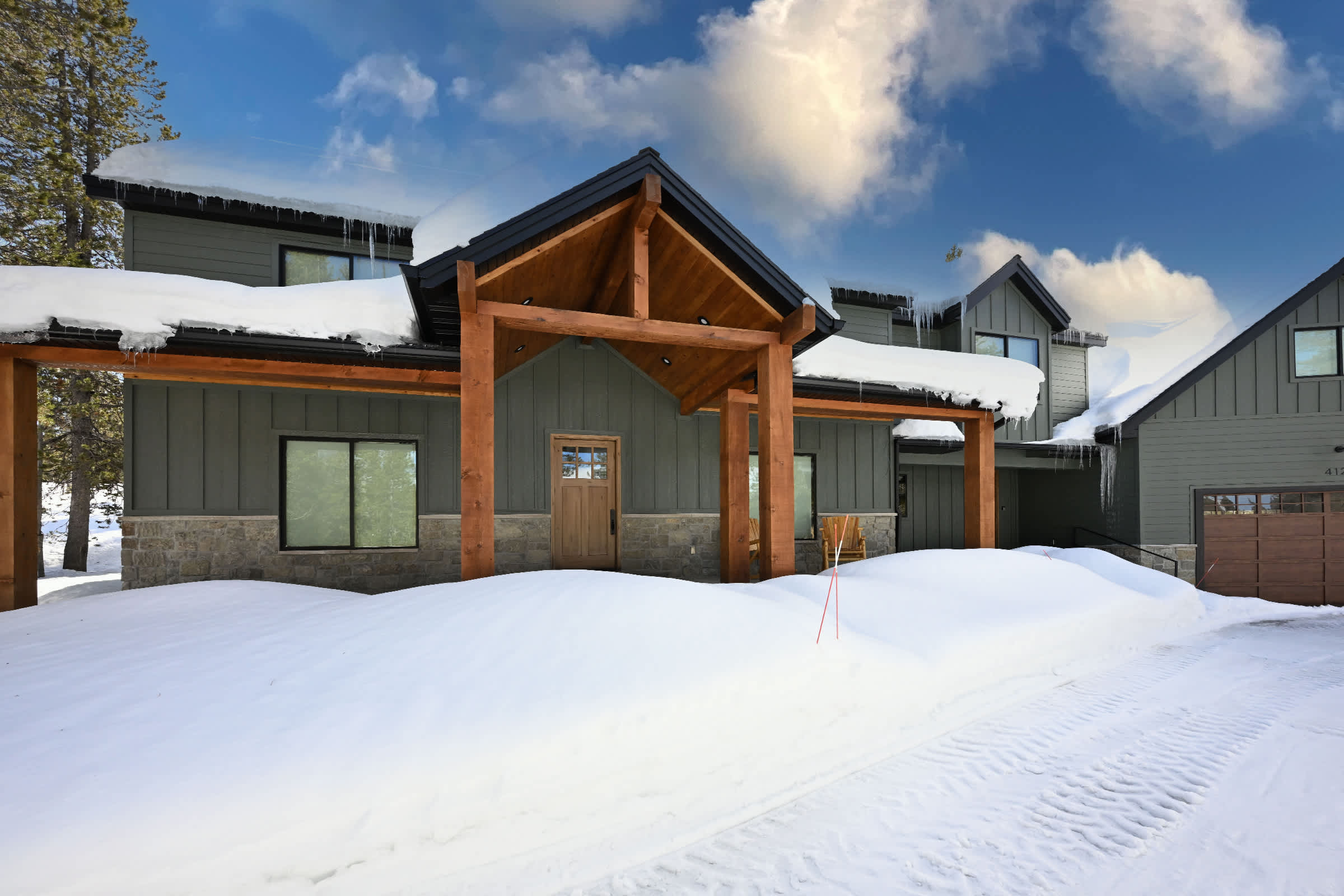 Luxury Yellowstone Cabin w/ Hot Tub | 6BR with Game Room | Sleeps 15 — Island Park, ID — vacation rental