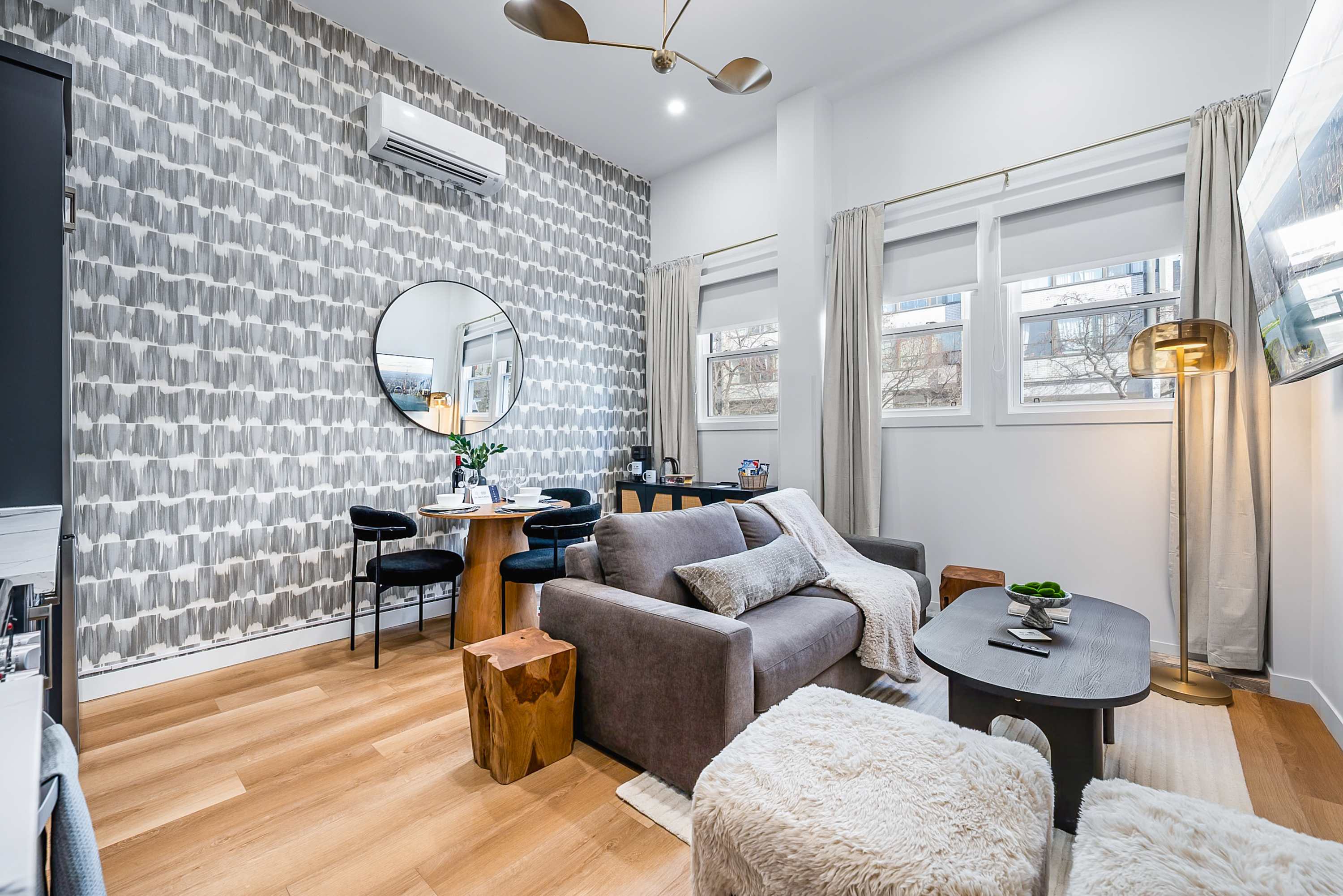 Featured Property The McCaul Cozy Queen Suite w Laundry in DT