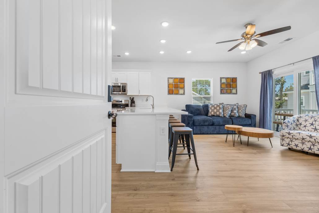 Azure Wake Pet Friendly Beach House with Pool