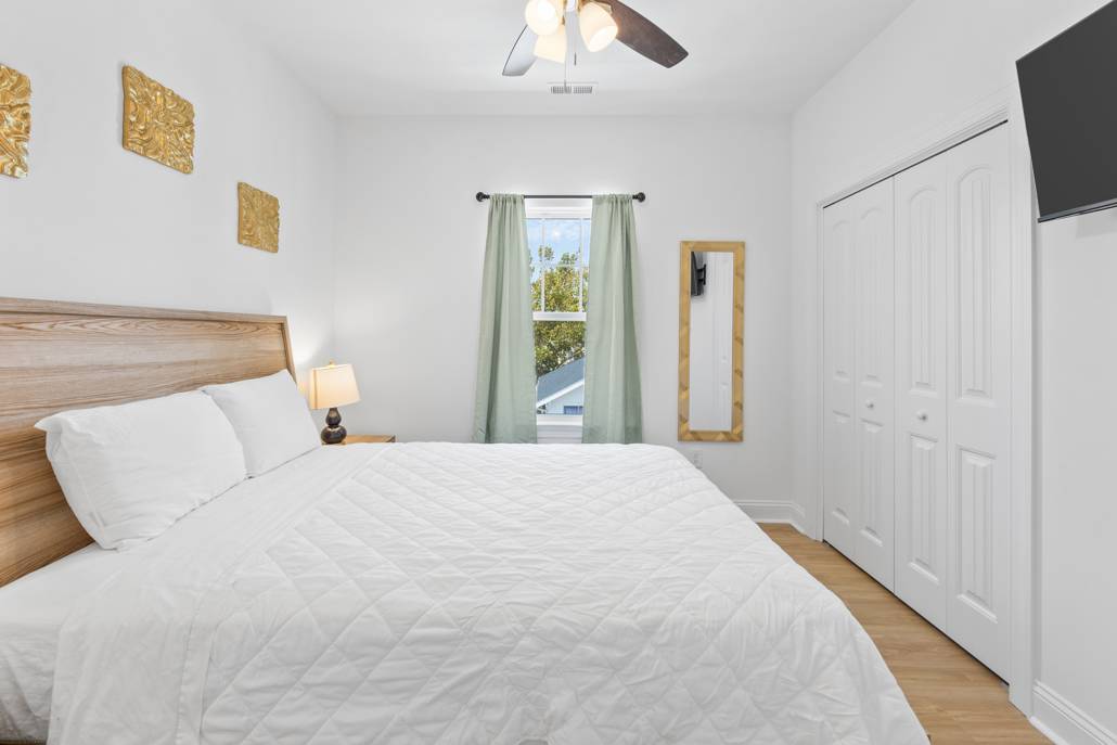 Azure Wake Pet Friendly Beach House with Pool