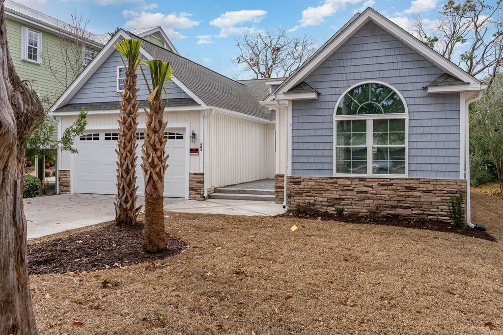 Salty Seagull Pet Friendly Beach House 