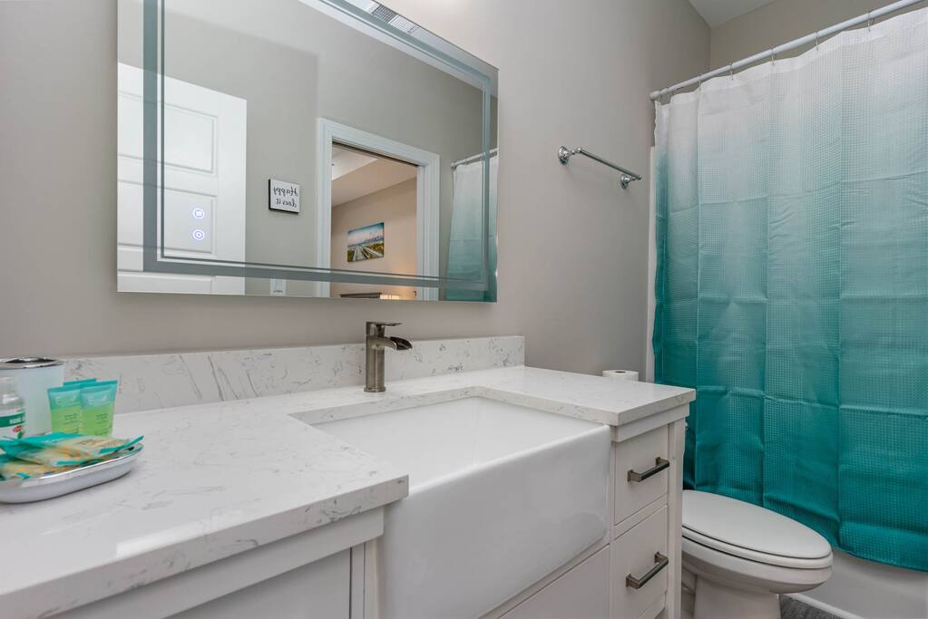 Salty Seagull Pet Friendly Beach House 