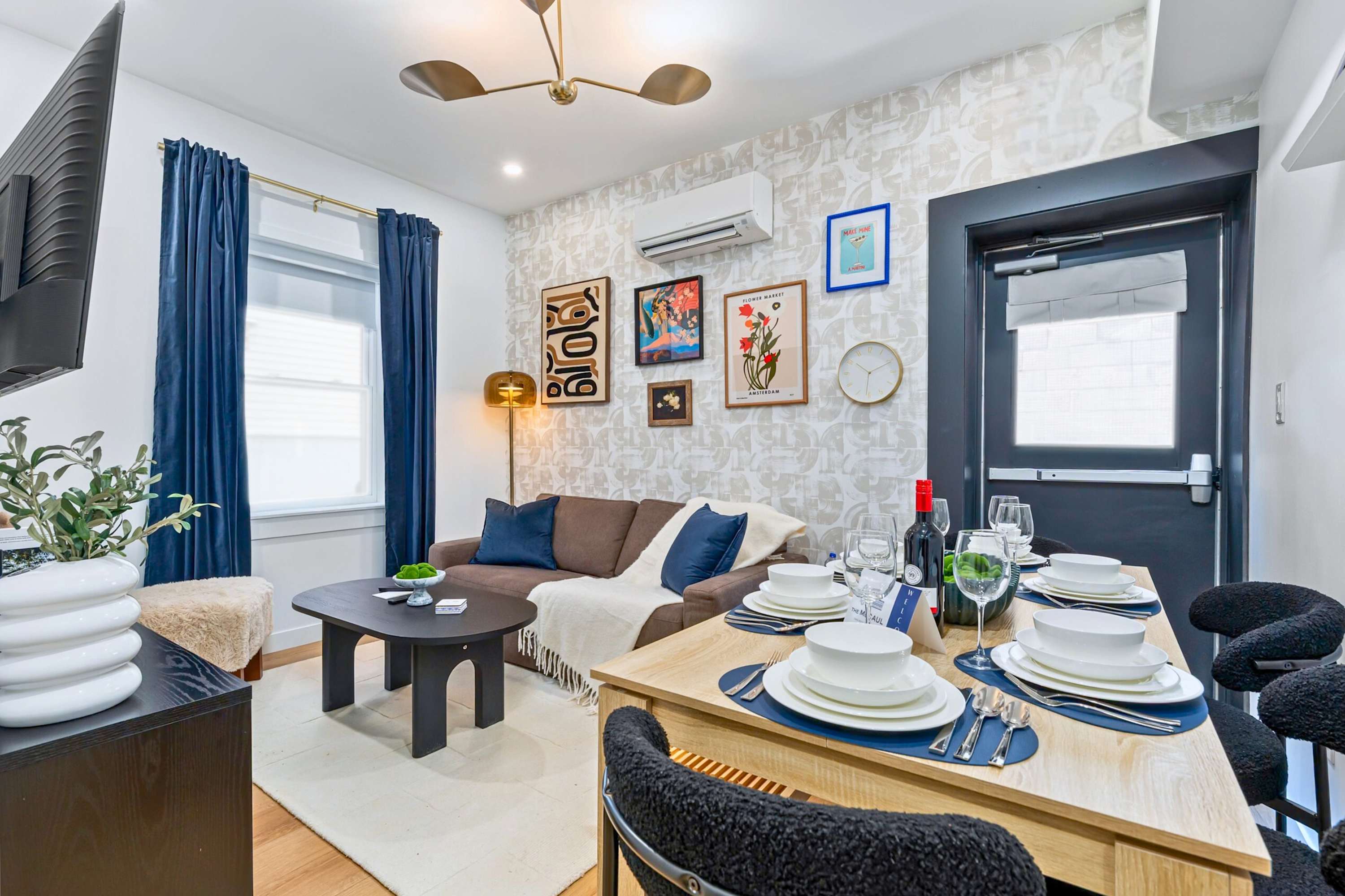 Open living and dining area ideal for short and extended stays.