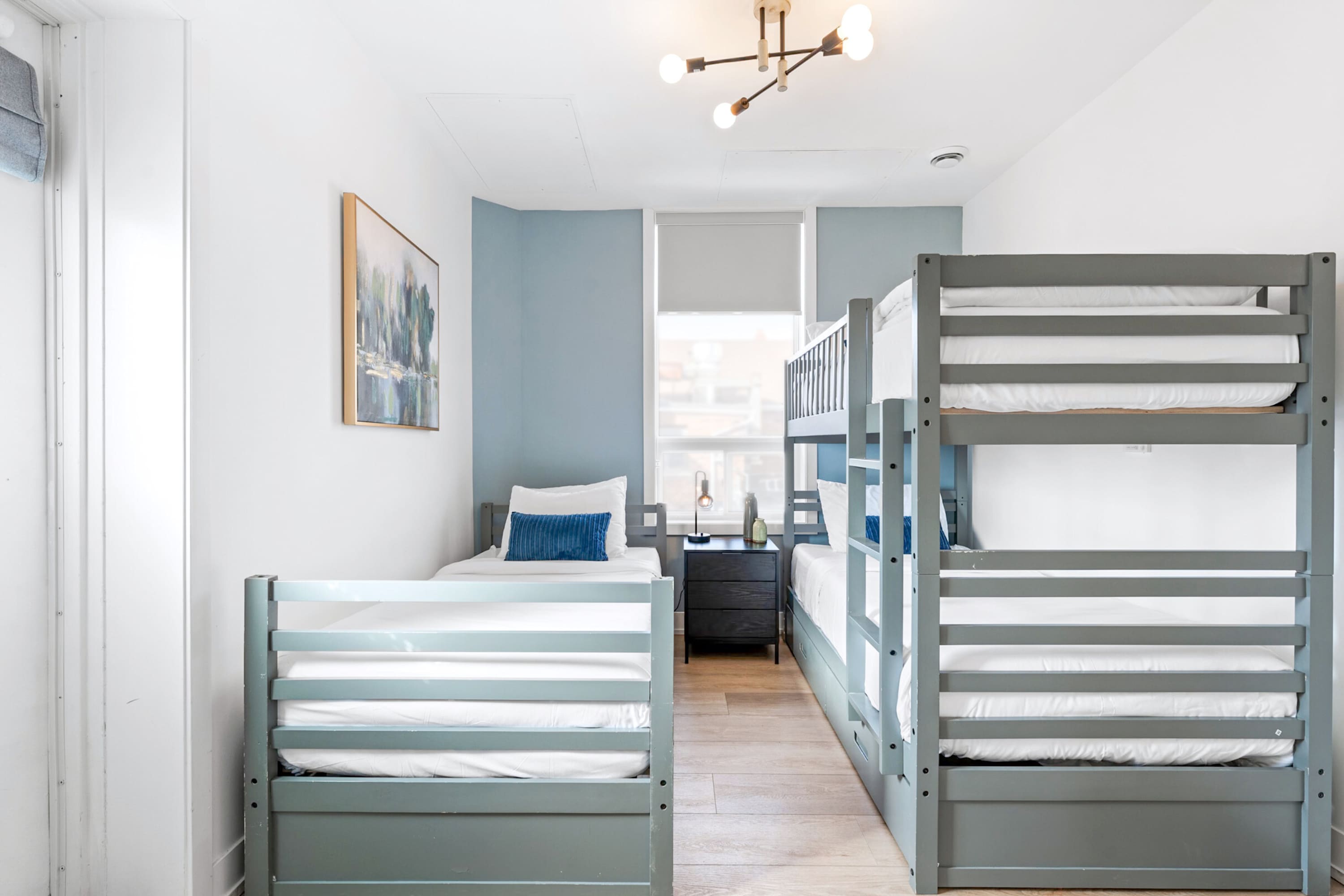 The McCaul by Casa Hotels Spacious Group Suite | Photo 28