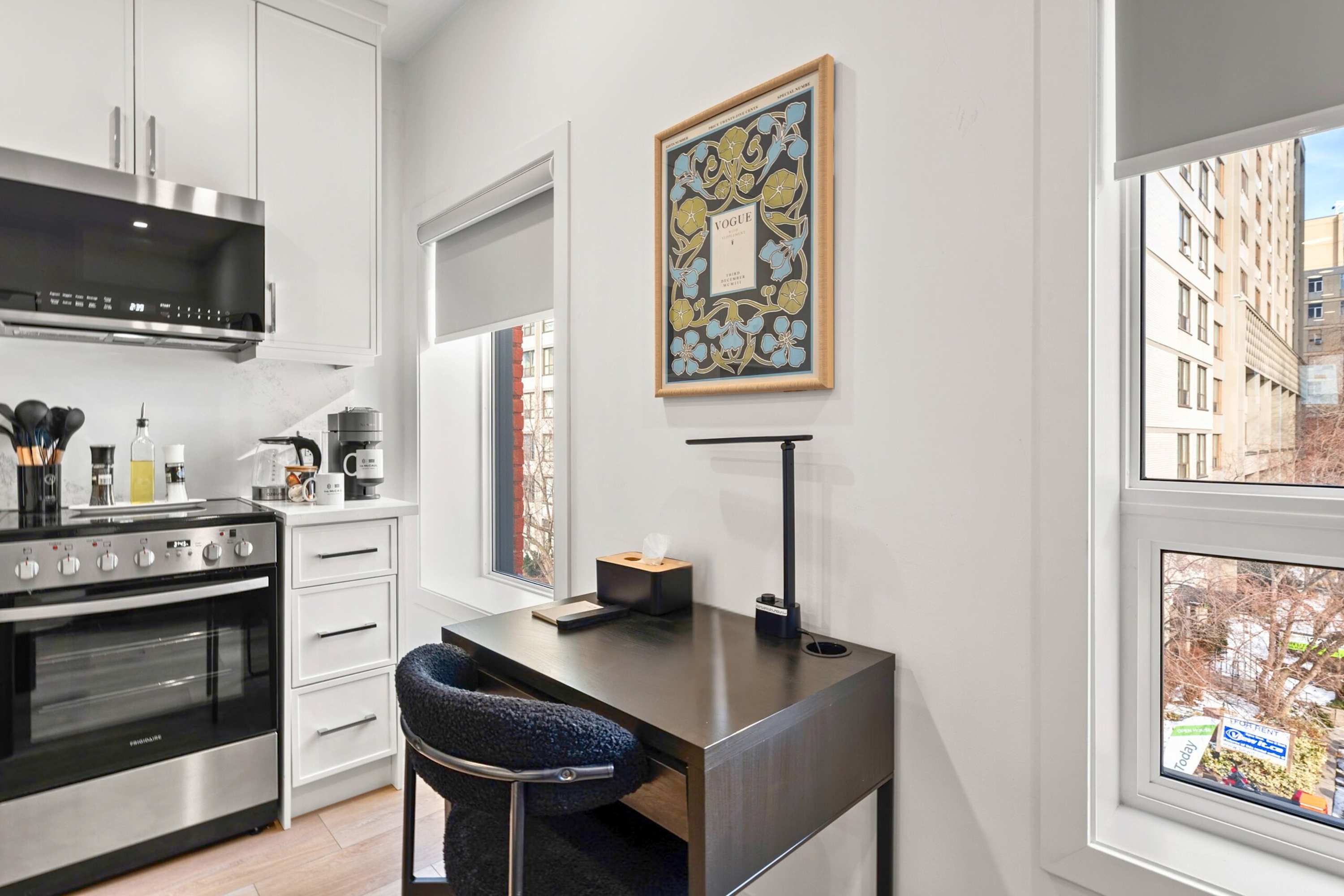 The McCaul by Casa Hotels Unbeatable Location | Photo 12