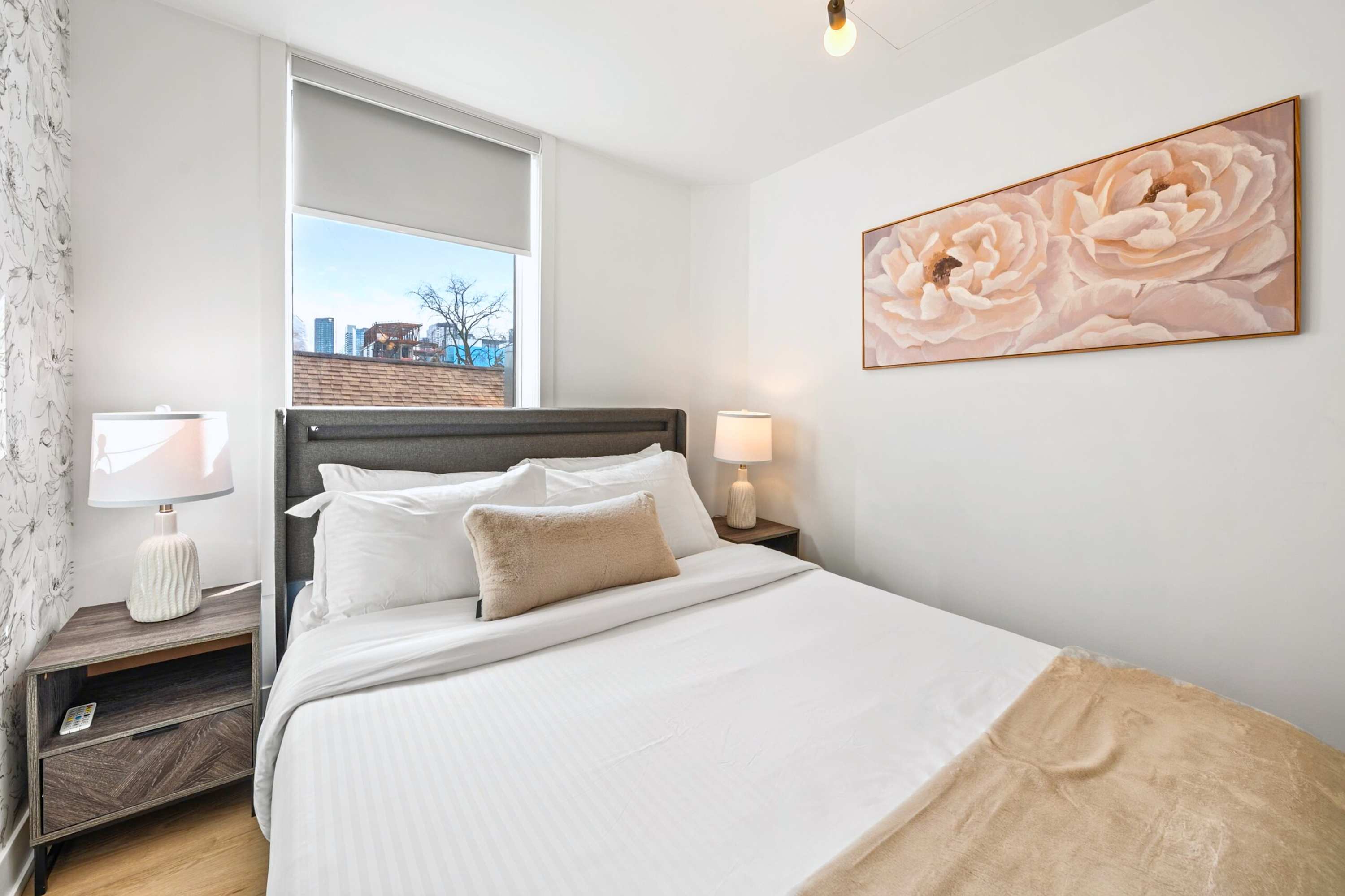 The McCaul by Casa Hotels Unbeatable Location | Photo 26