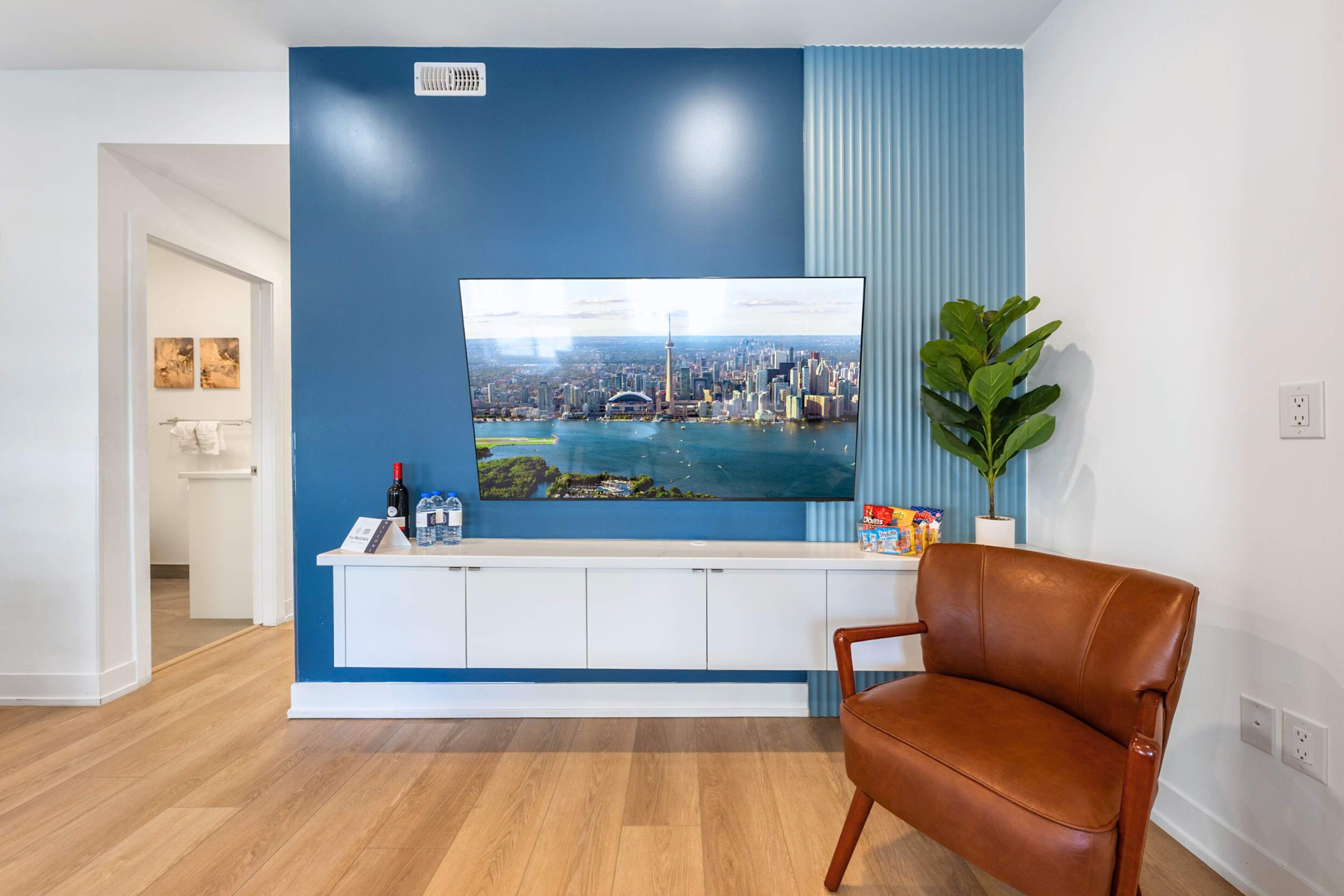 The McCaul by Casa Hotels Ideal for Groups DT | Photo 9