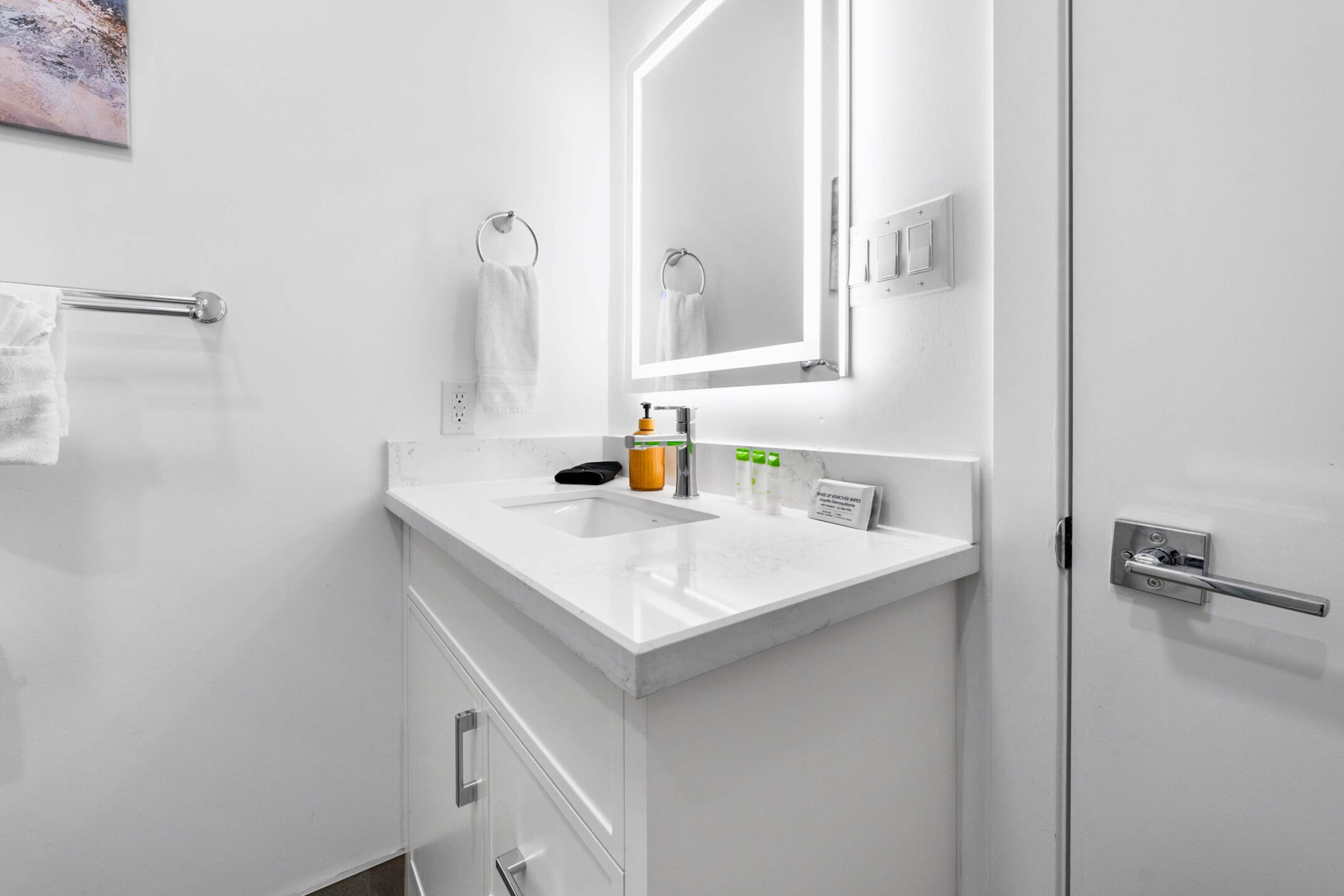 The McCaul by Casa Hotels Ideal for Groups DT | Photo 27