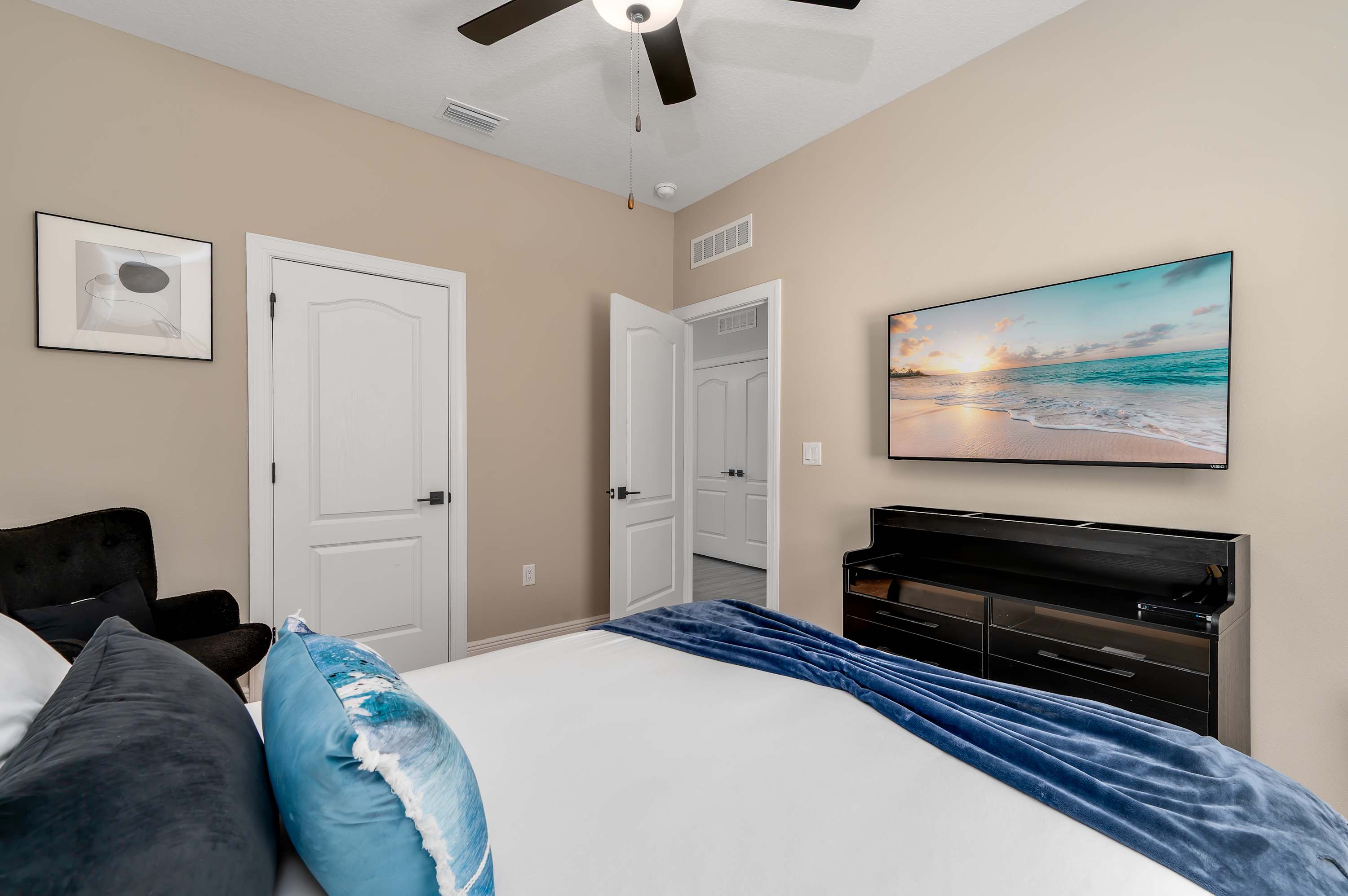 Spacious single level home with patio & kitchen