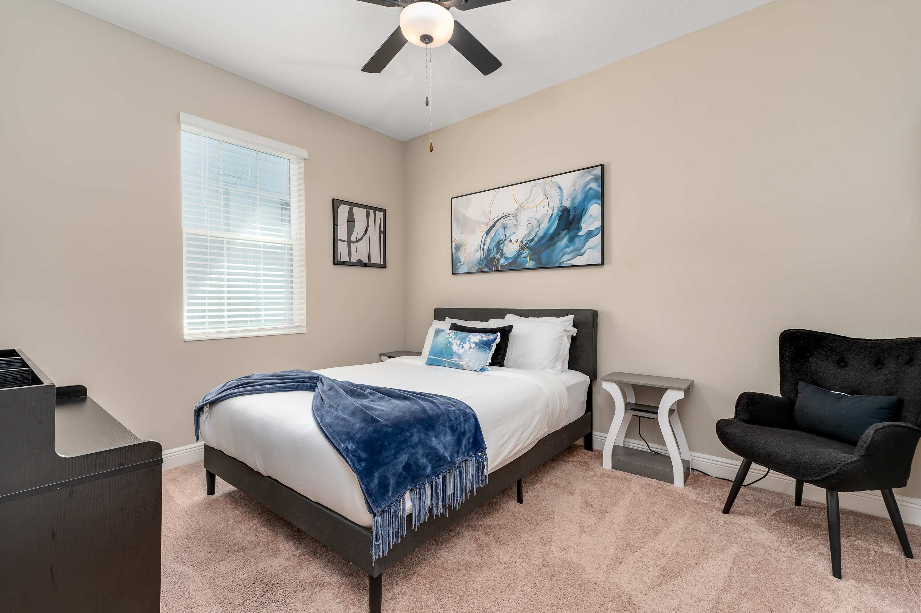 Spacious single level home with patio & kitchen