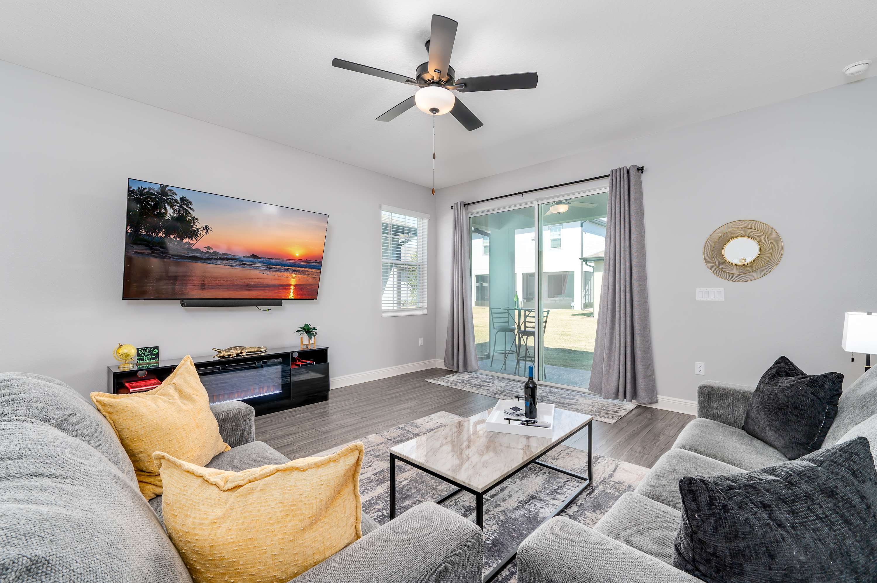 Spacious single level home with patio & kitchen