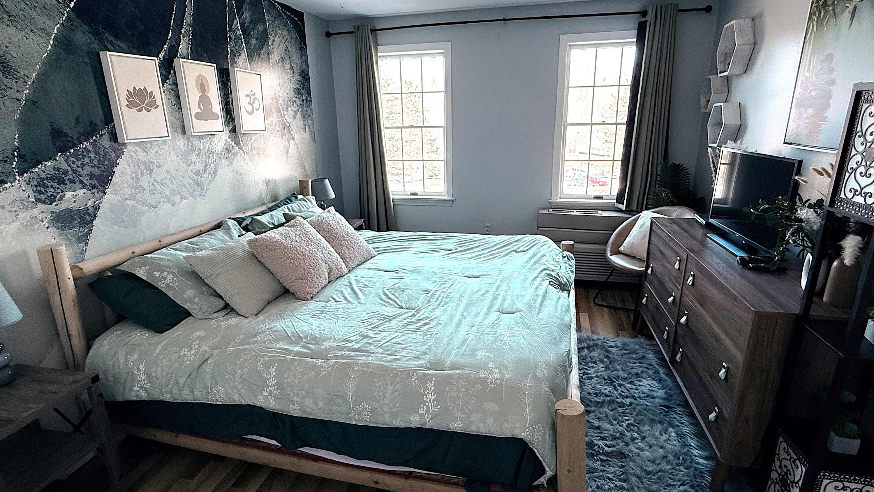Jiminy Peak Relaxation Suite - Sleeps 4 Ski On/Off Mountain - New and Updated — Hancock, MA — vacation rental