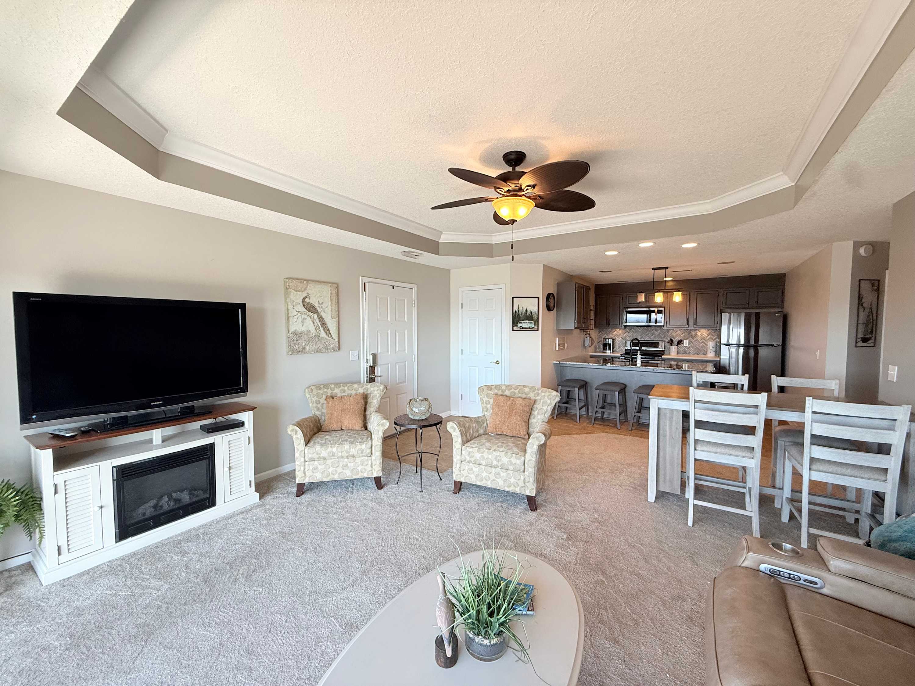 Sunset Ridge – Private Patio