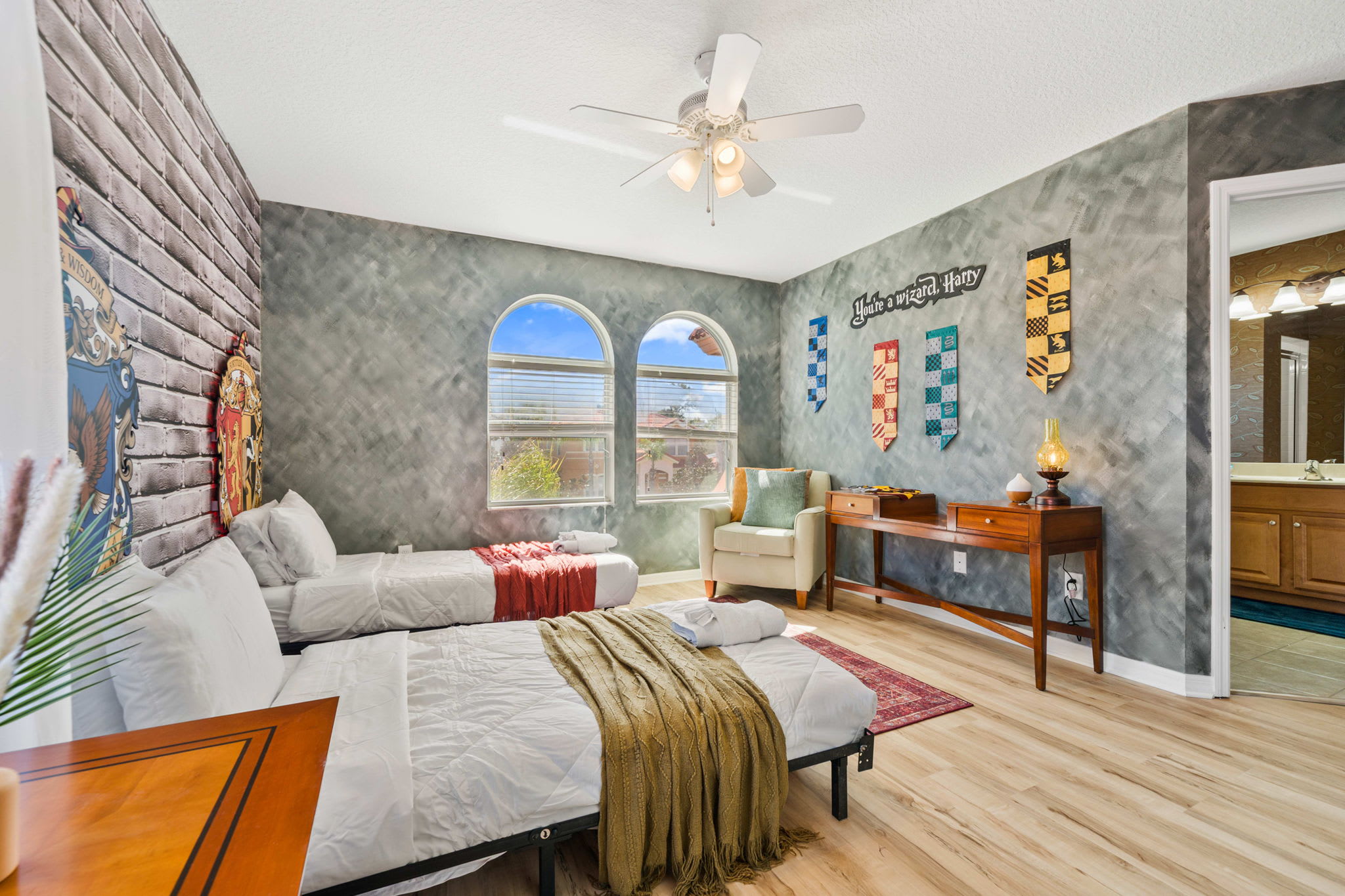 Spacious 6BR home w/ pool & BBQ grill
