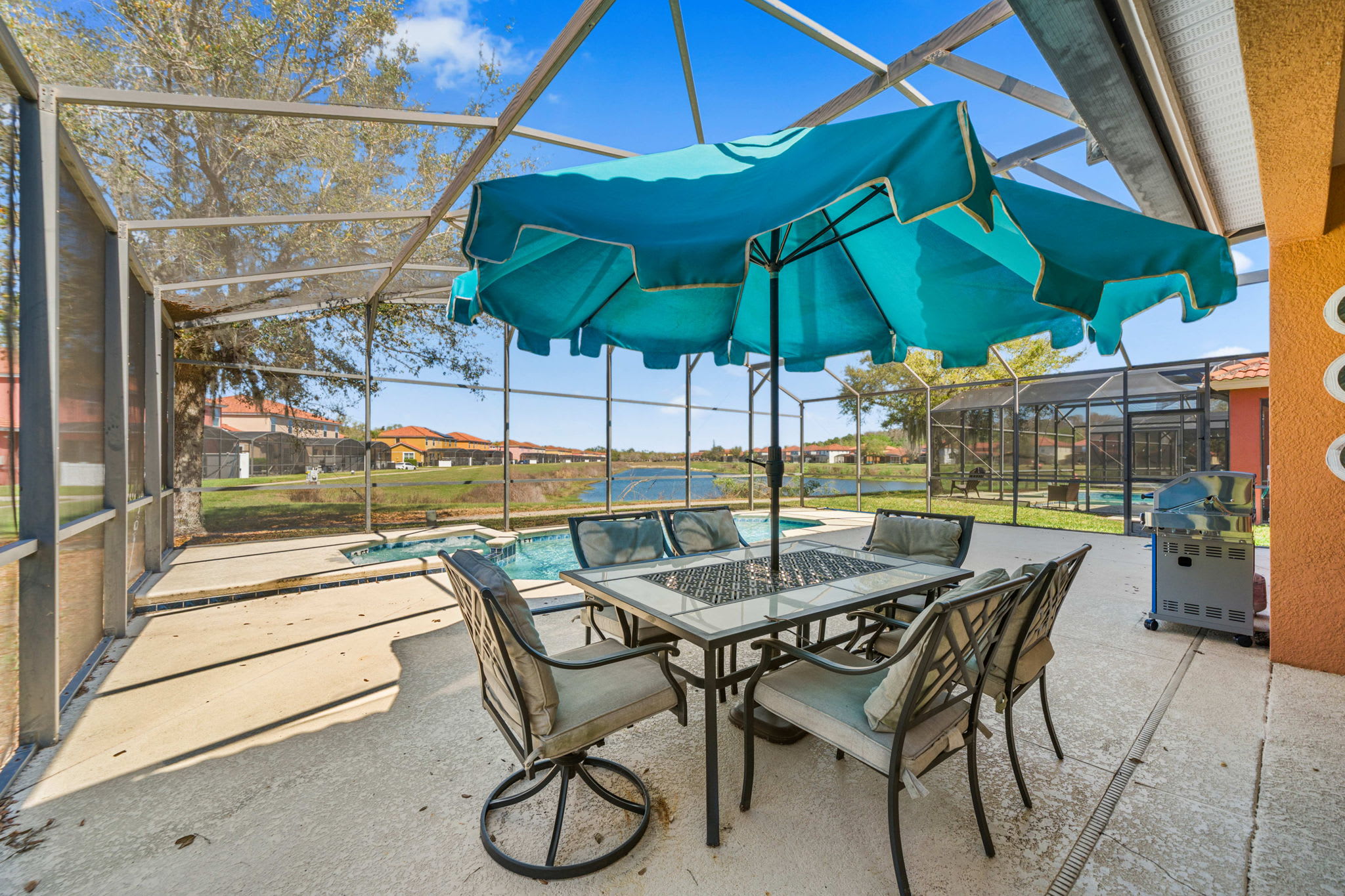 Spacious 6BR home w/ pool & BBQ grill