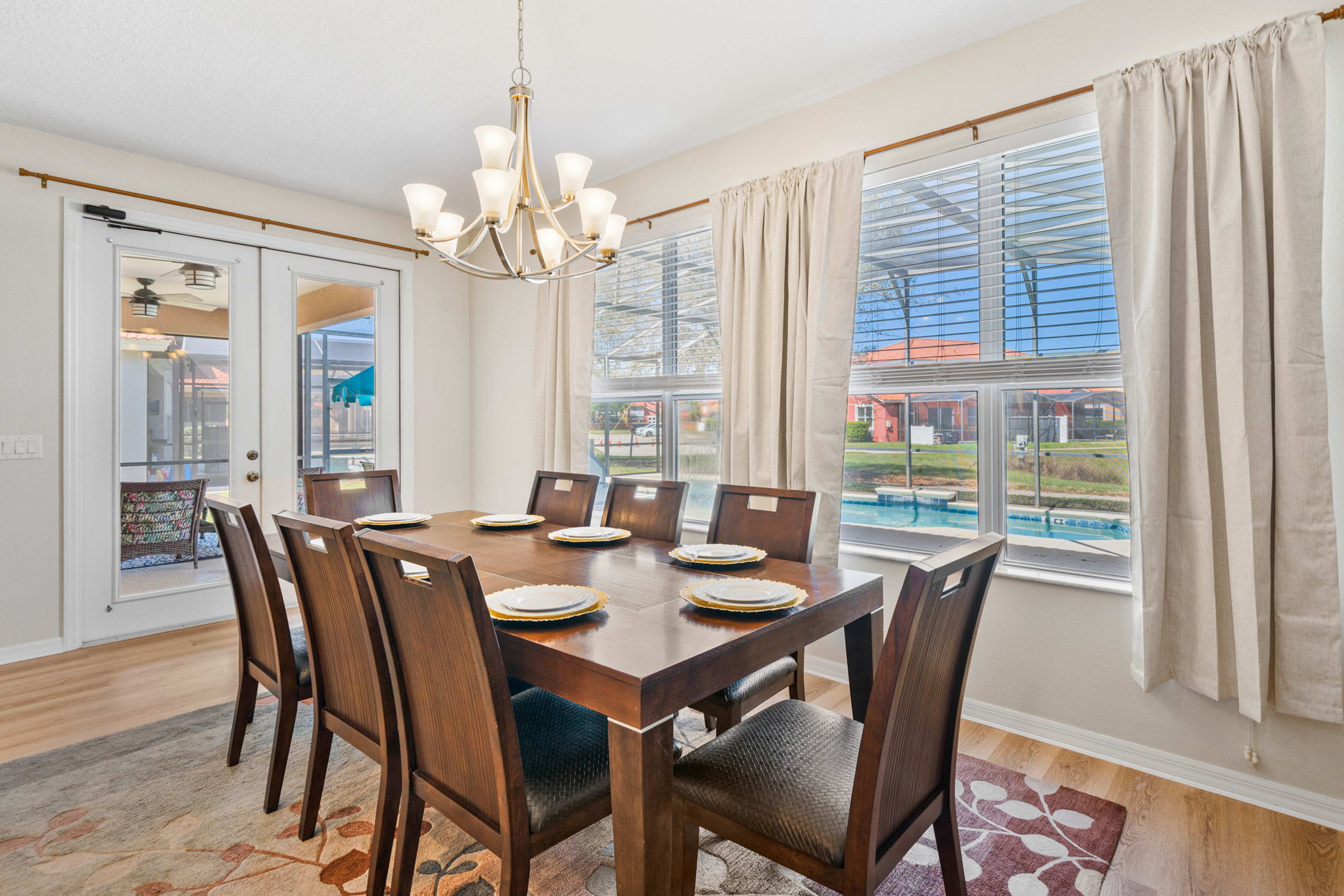 Spacious 6BR home w/ pool & BBQ grill