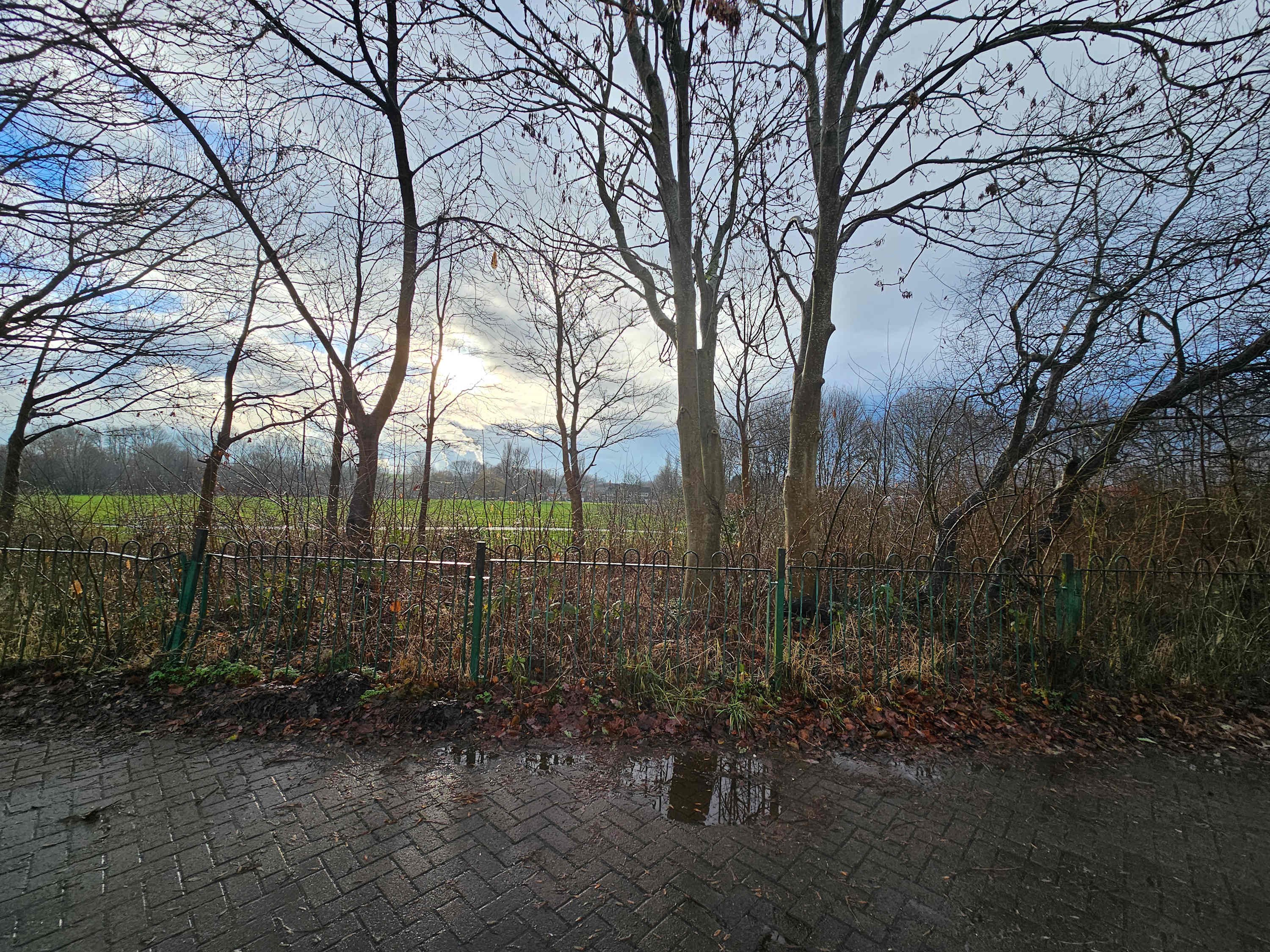 Foxley: Contractor 4-bed with parking & WIFI by Hosterooo