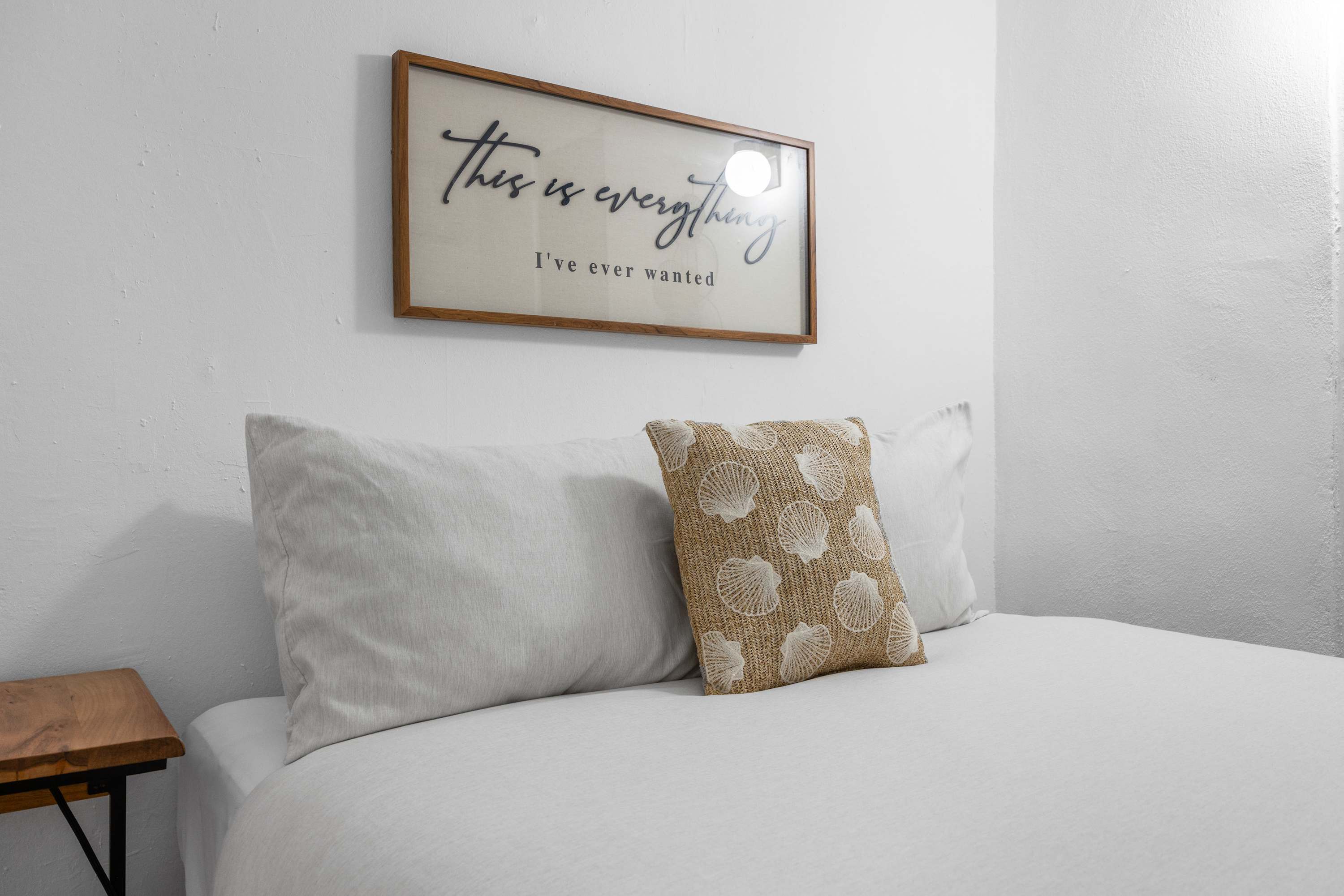 Modern Loft | Near Airport | Free parking