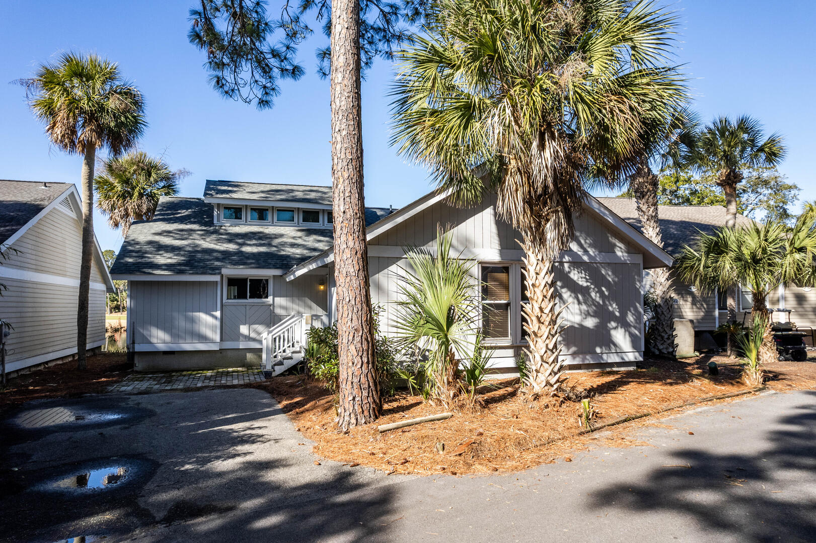 15 Fairway Club Drive