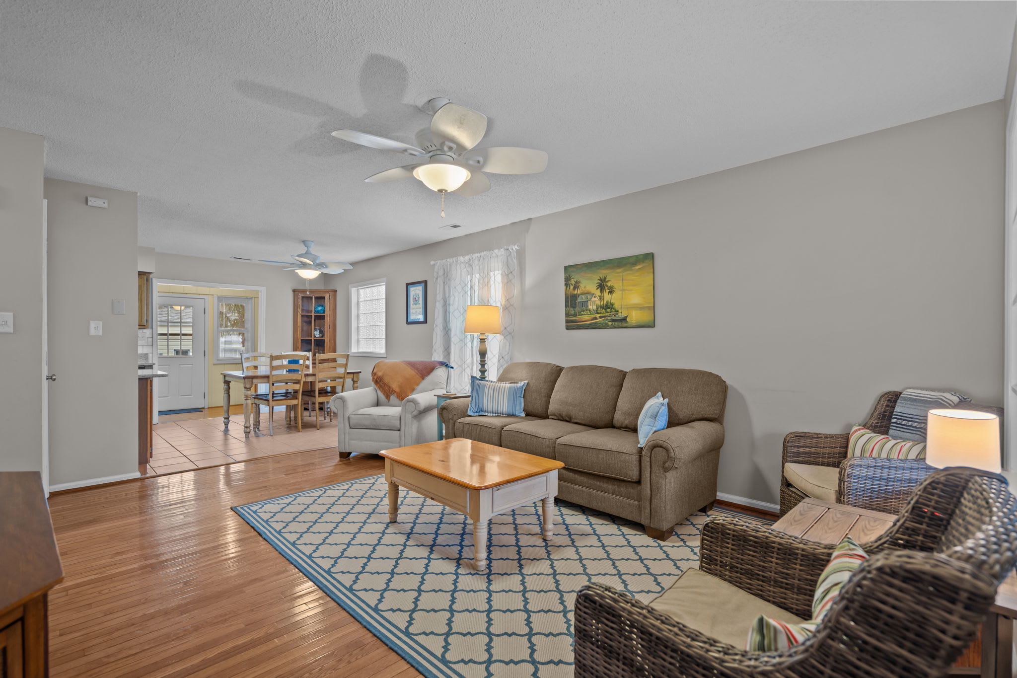 NE 38th Street Dog Friendly Star Spangled Manor | Photo 3