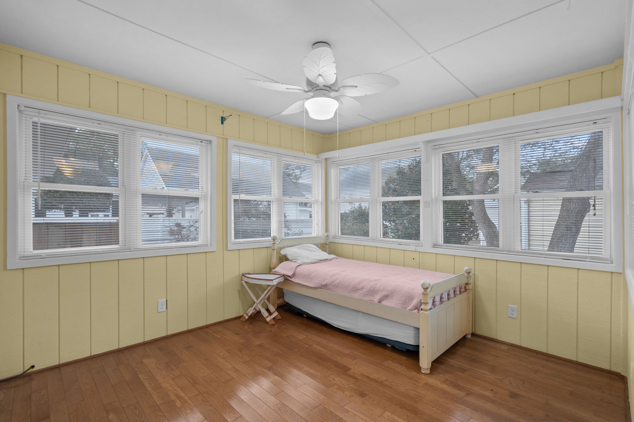 NE 38th Street Dog Friendly Star Spangled Manor | Photo 34