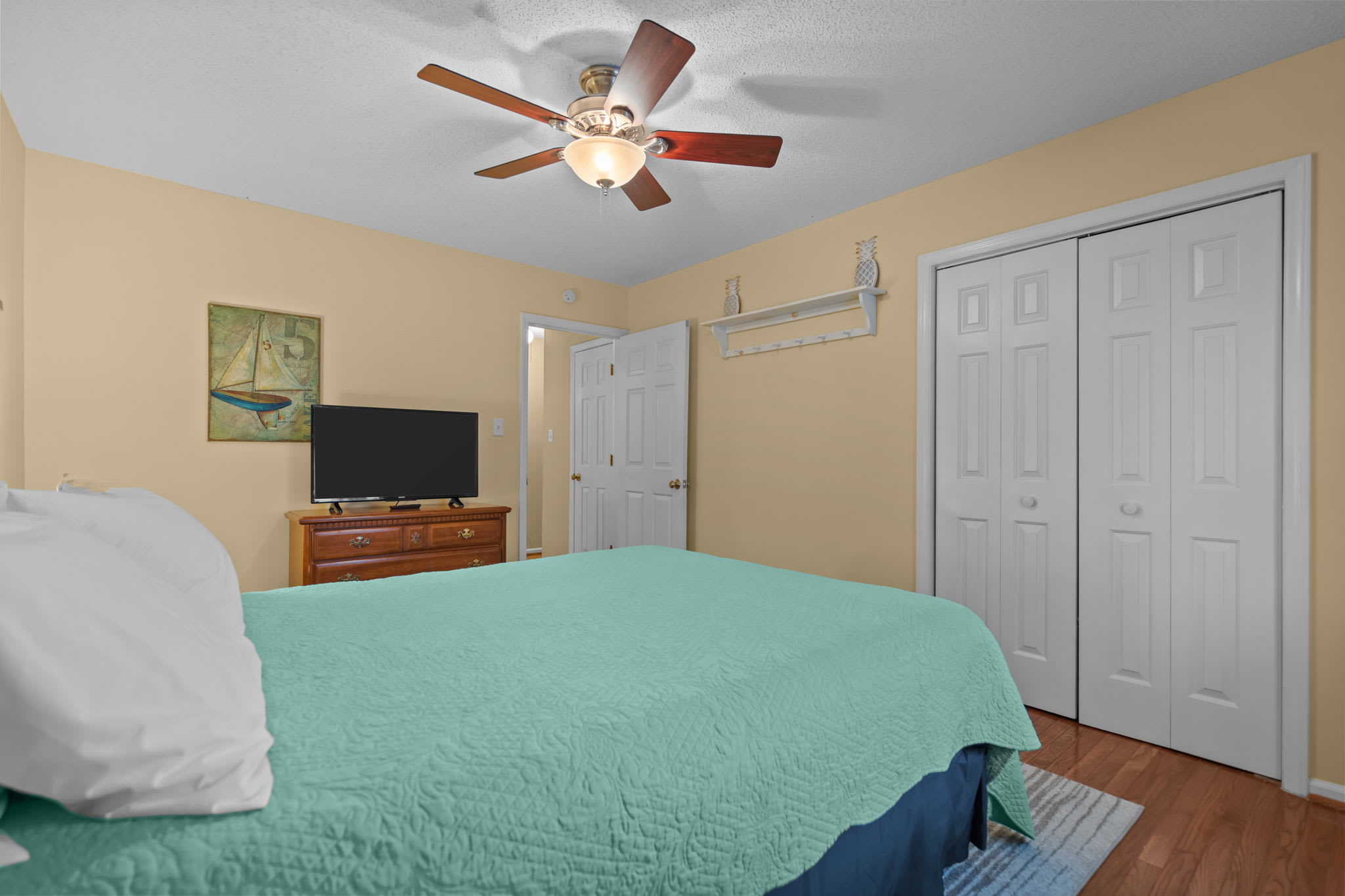 NE 38th Street Dog Friendly Star Spangled Manor | Photo 38