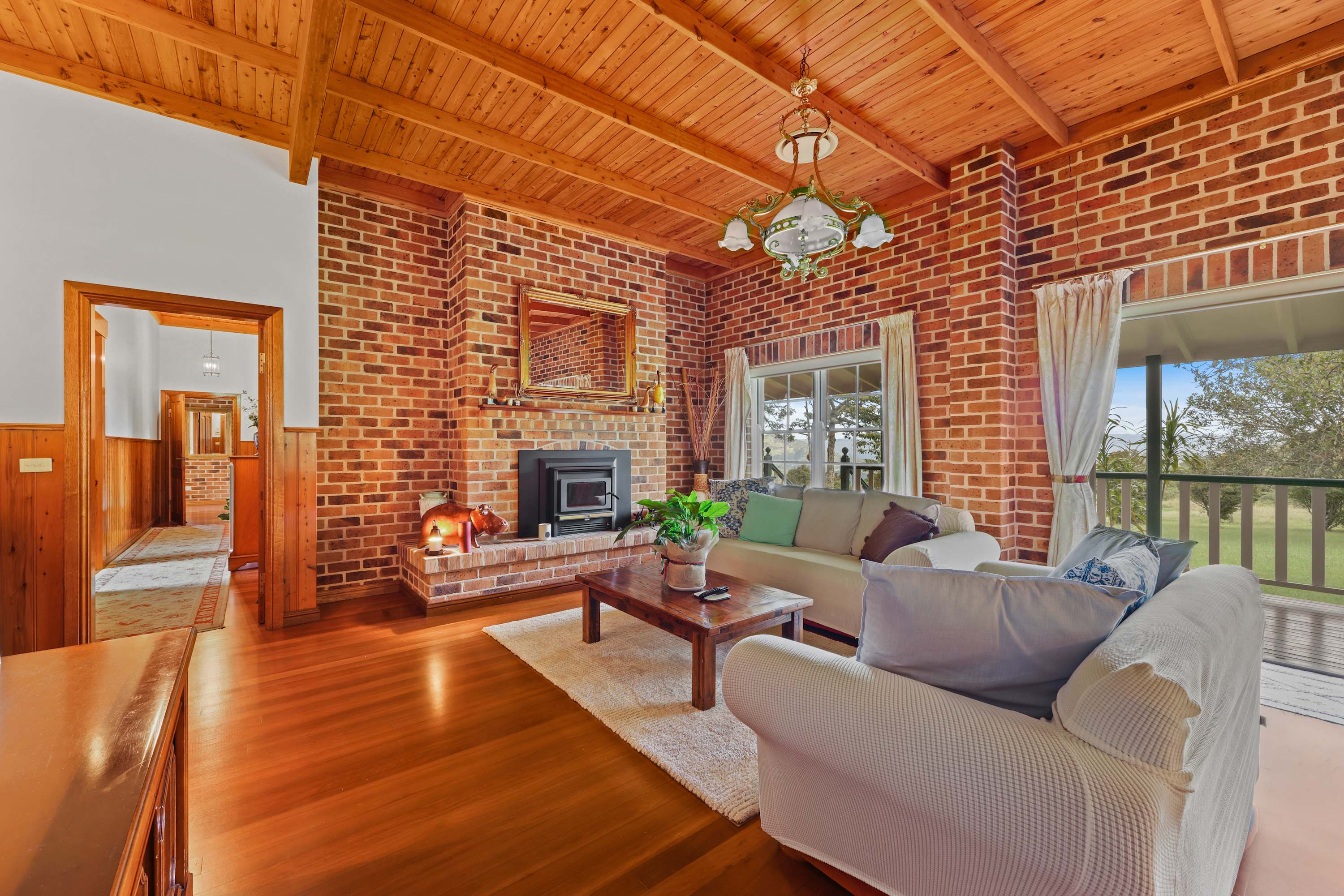 Valley View Retreat  Private 36 Acre Hinterland Escape