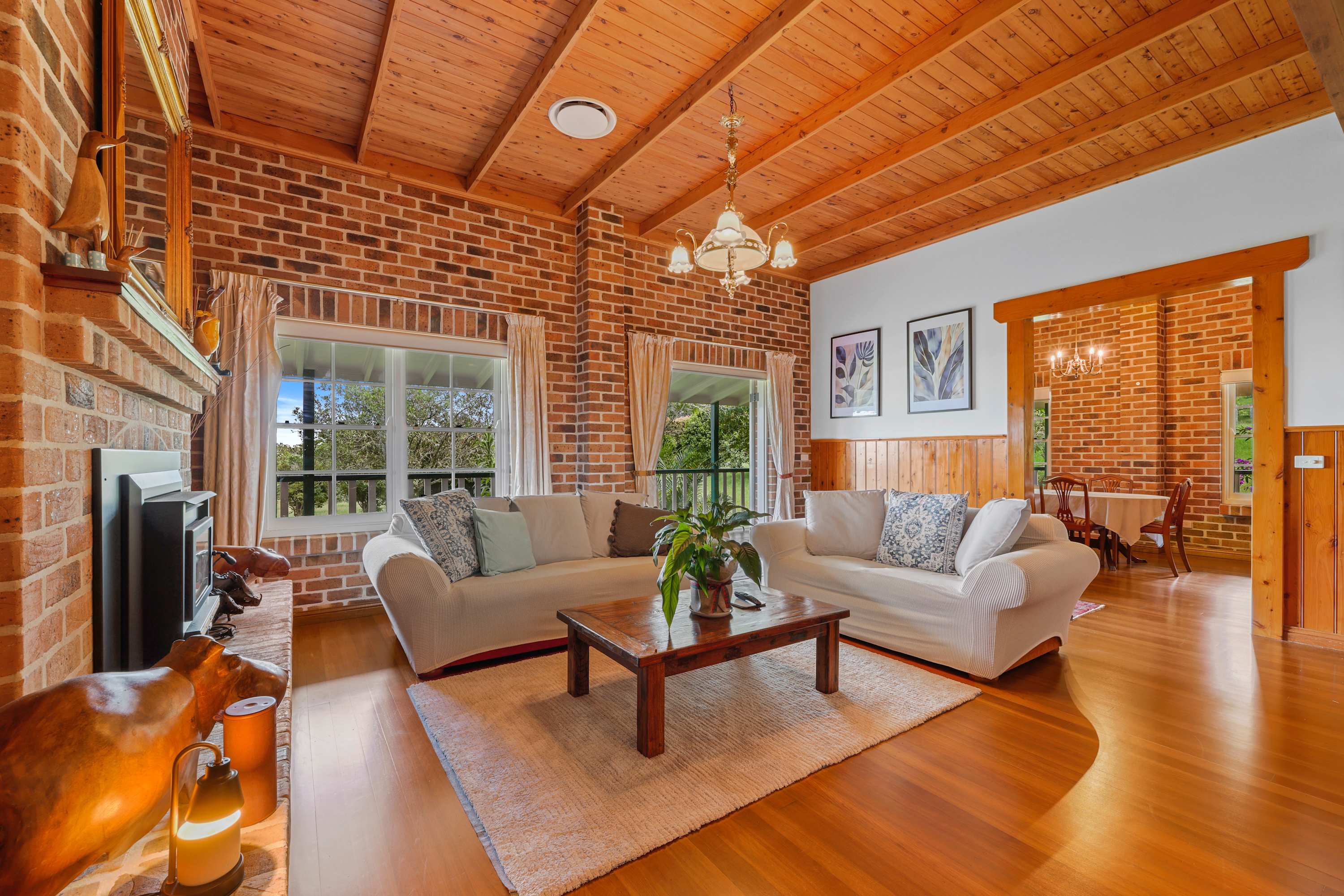 Valley View Retreat  Private 36 Acre Hinterland Escape