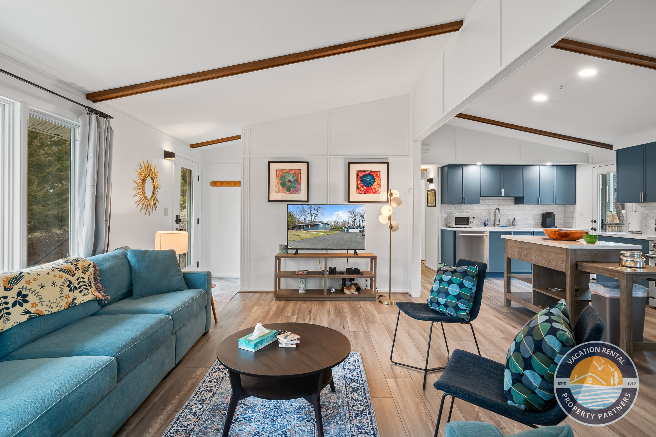 Pet Friendly Lake Como Retreat 2BR