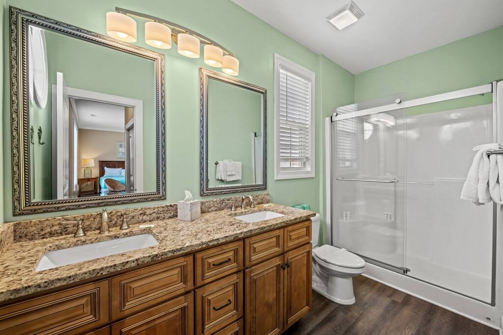 Coral Coast Beach House w Pool