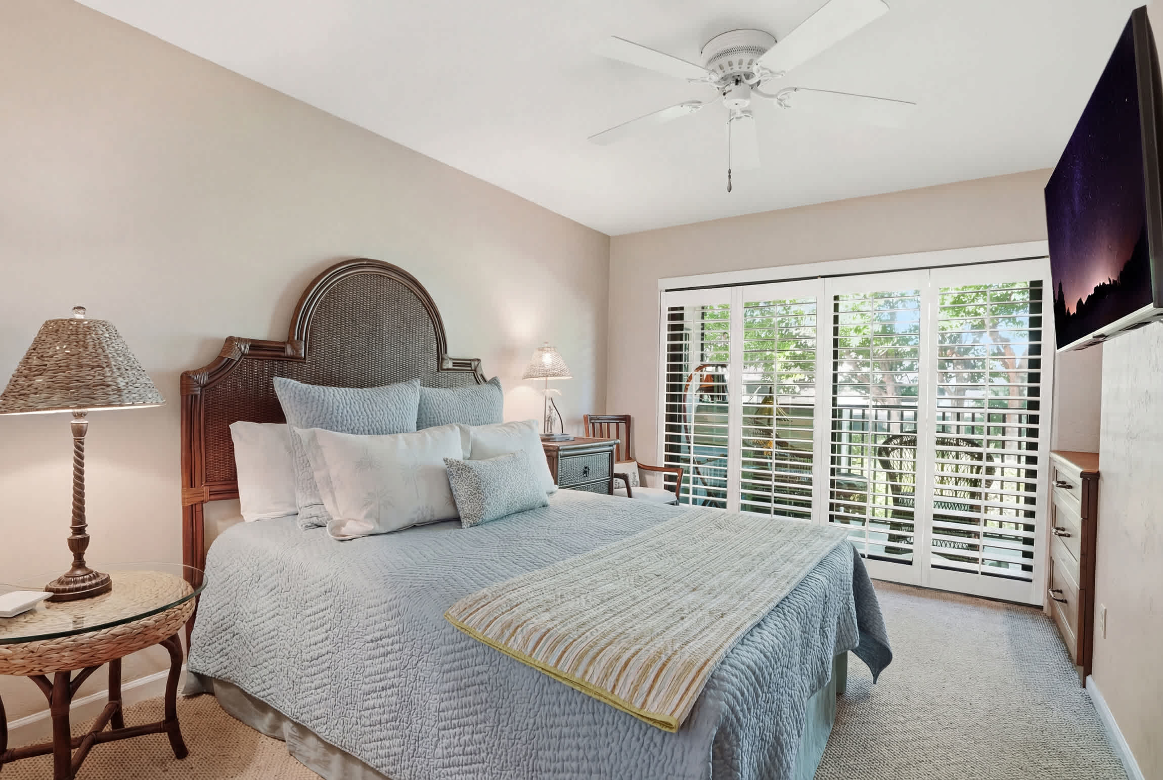 E 231 Deluxe Condo at Quiet End of Resort | Photo 4