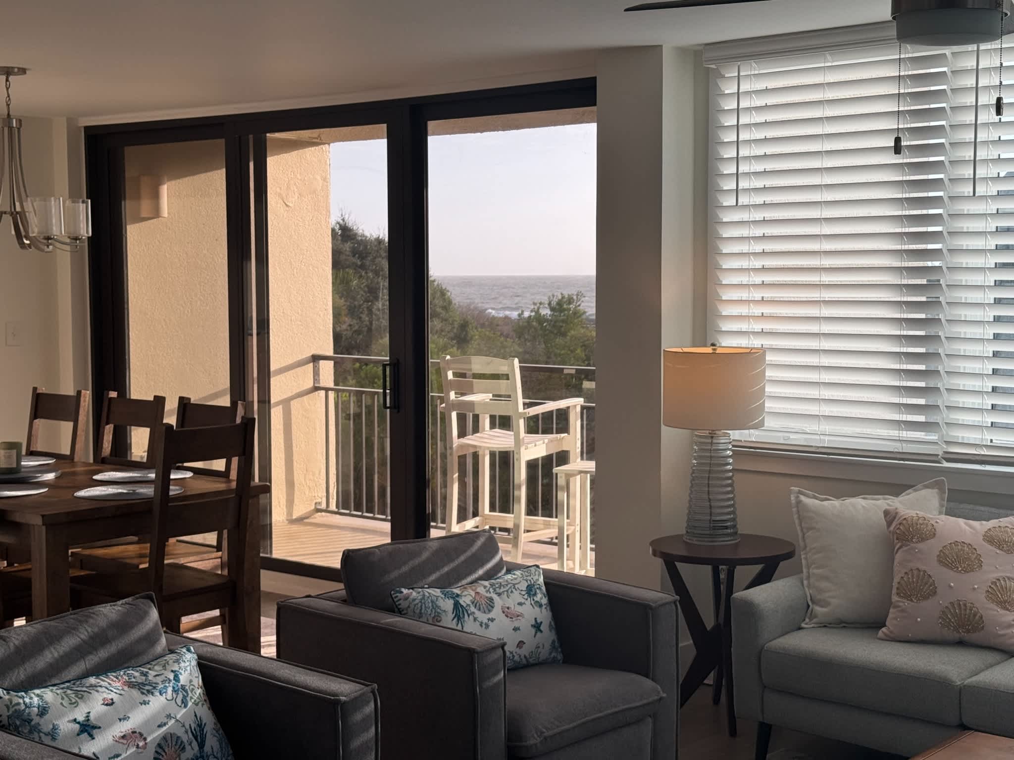 Beach Walker End Unit - 2026 Newly Renovated!  — Fernandina Beach, FL — vacation rental