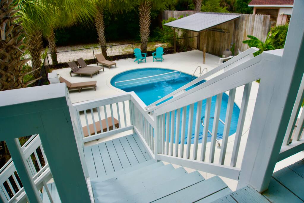 Wavecrest Grand with Pool Great for Groups