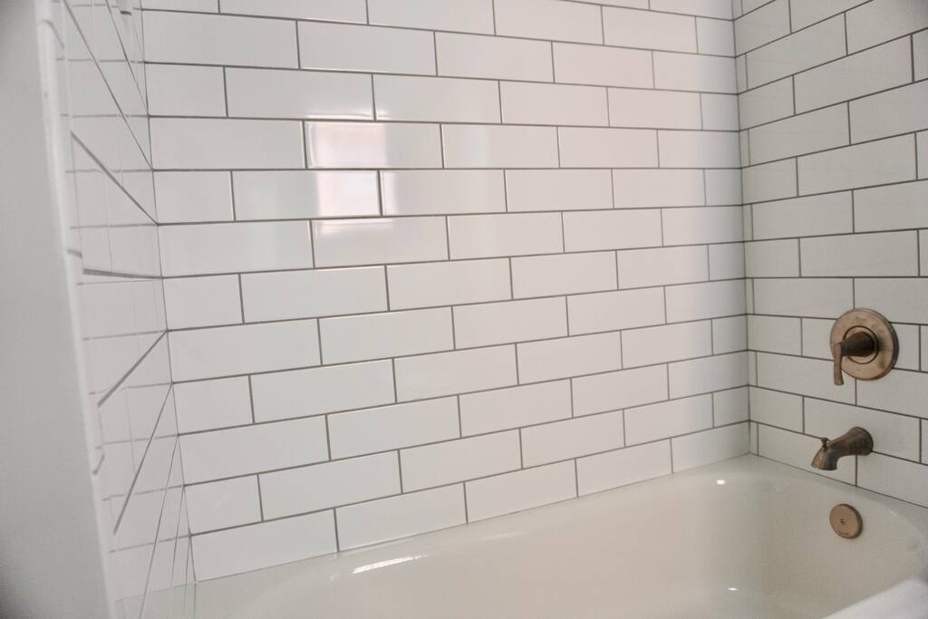 Wavecrest Grand with Pool Great for Groups