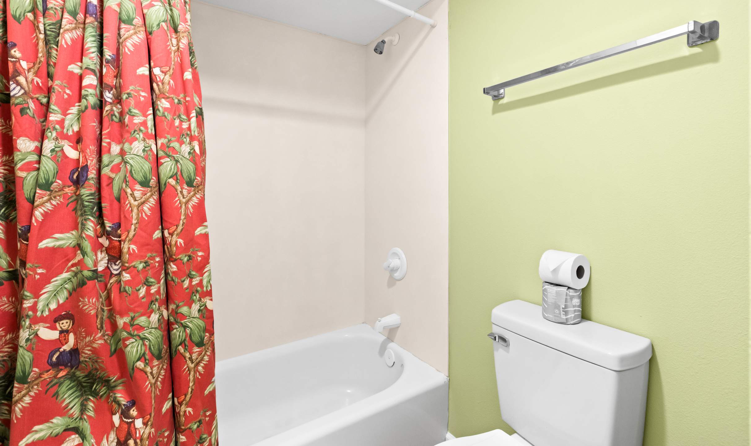 The Crescent 104 | Photo 21